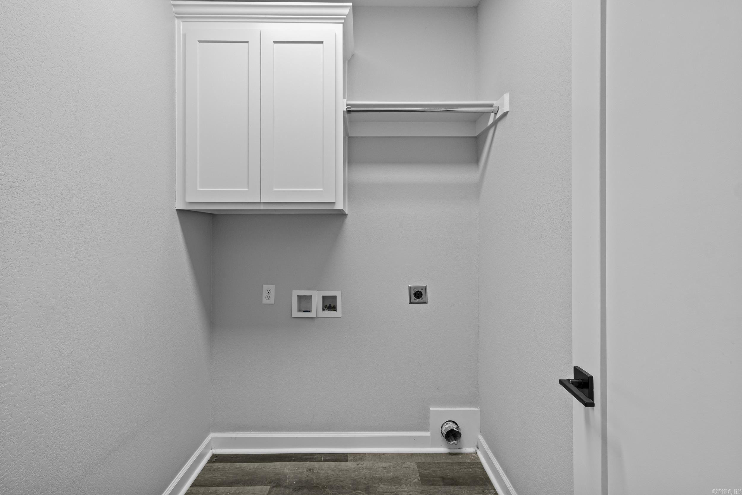WINCHESTER ESTATES - Residential