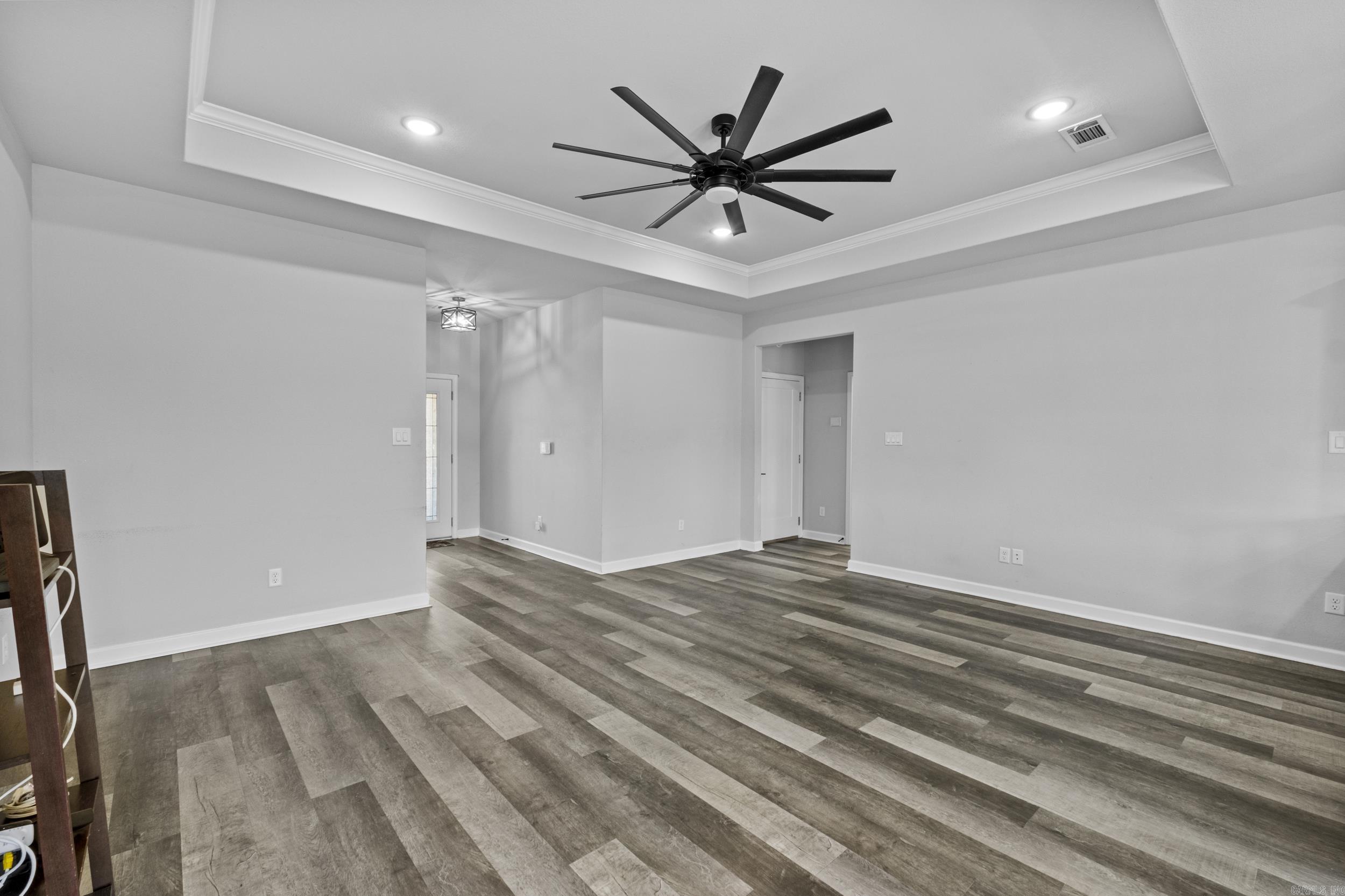 WINCHESTER ESTATES - Residential