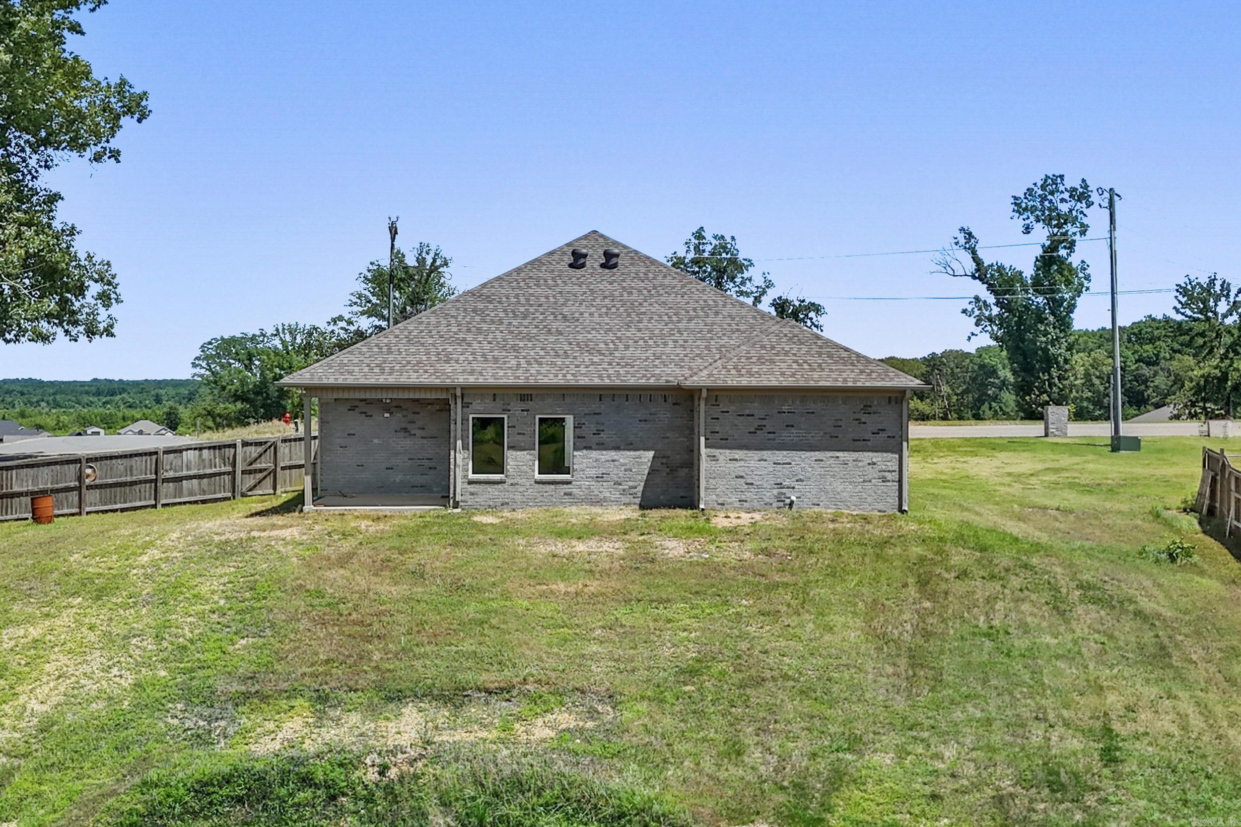 WINCHESTER ESTATES - Residential