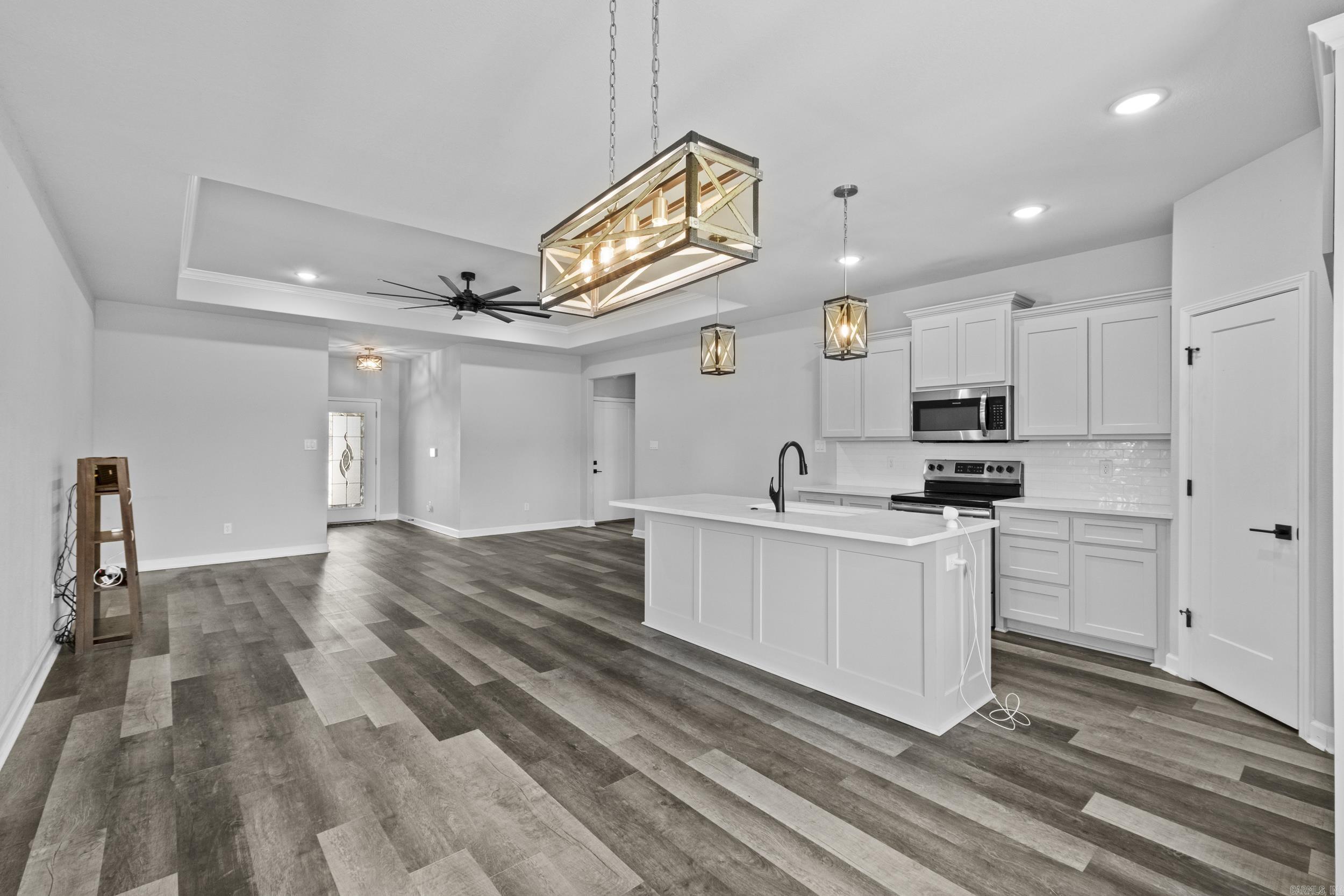 WINCHESTER ESTATES - Residential