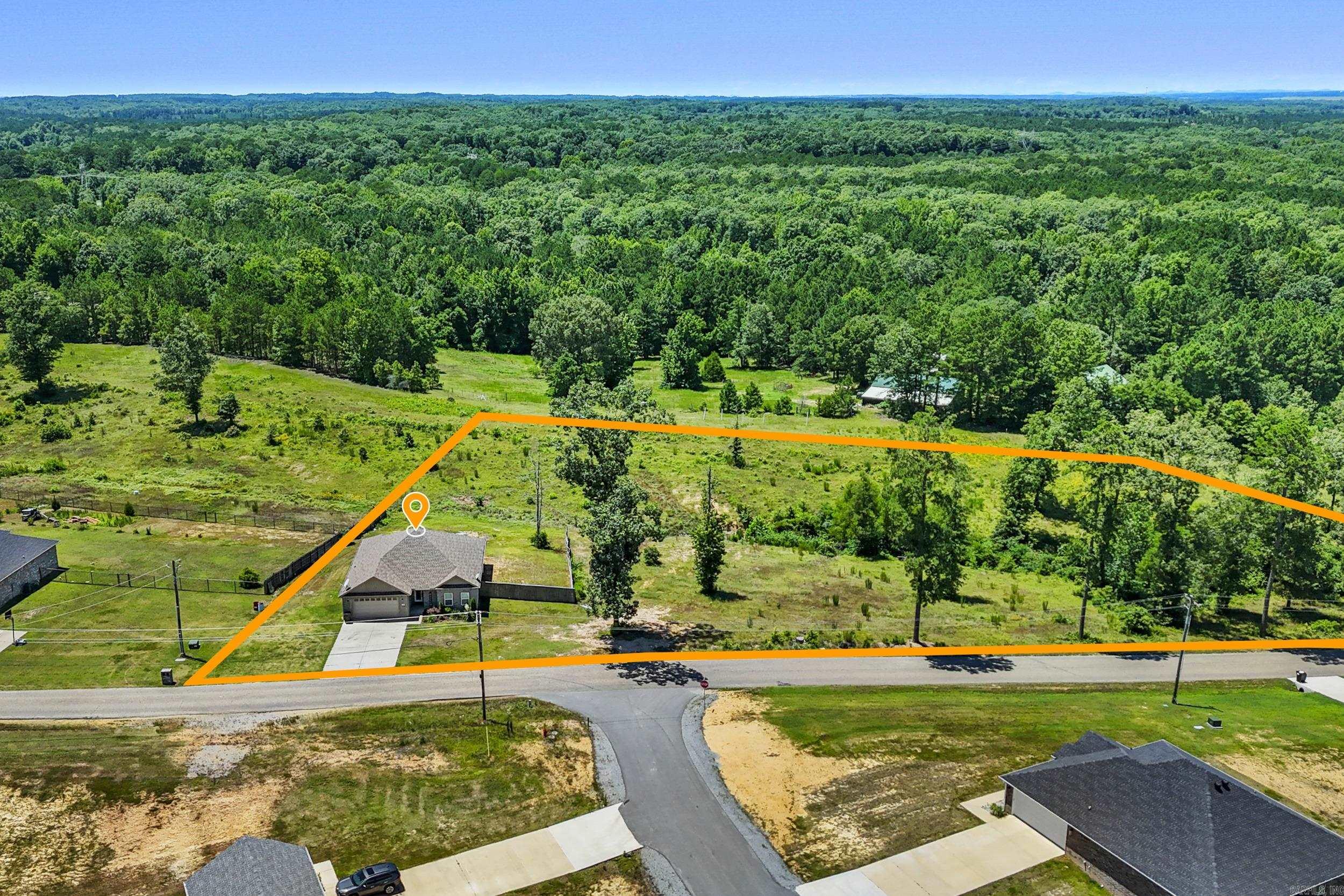 WINCHESTER ESTATES - Residential