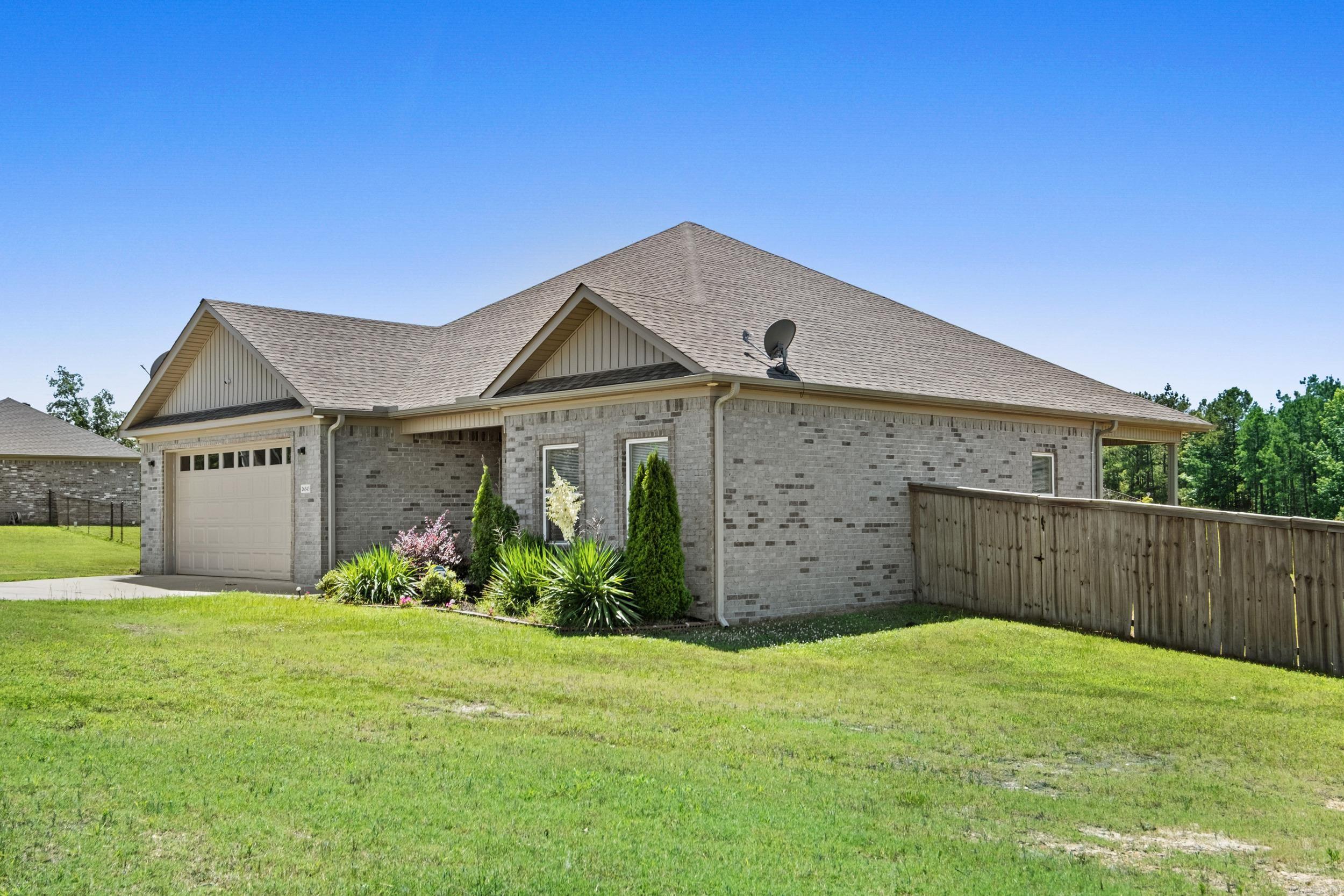 WINCHESTER ESTATES - Residential