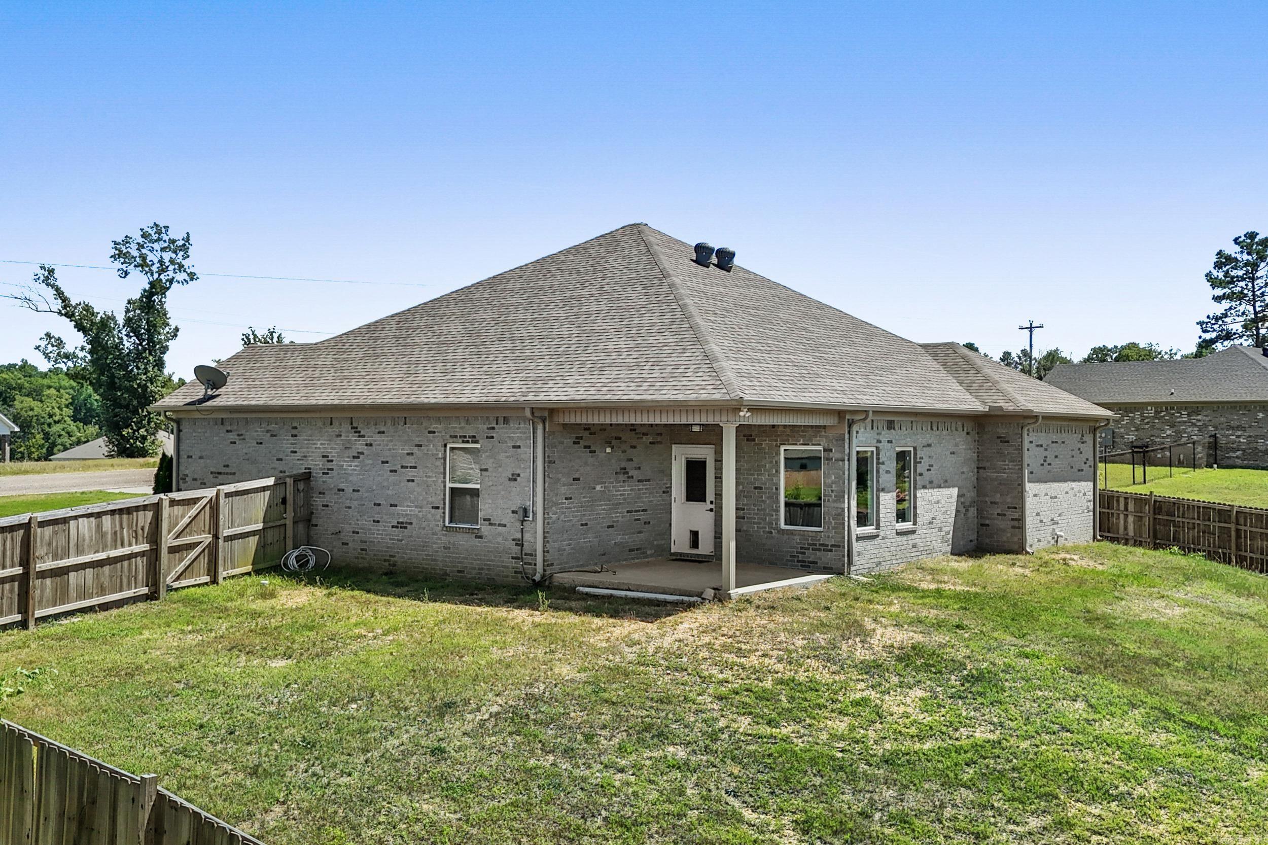 WINCHESTER ESTATES - Residential