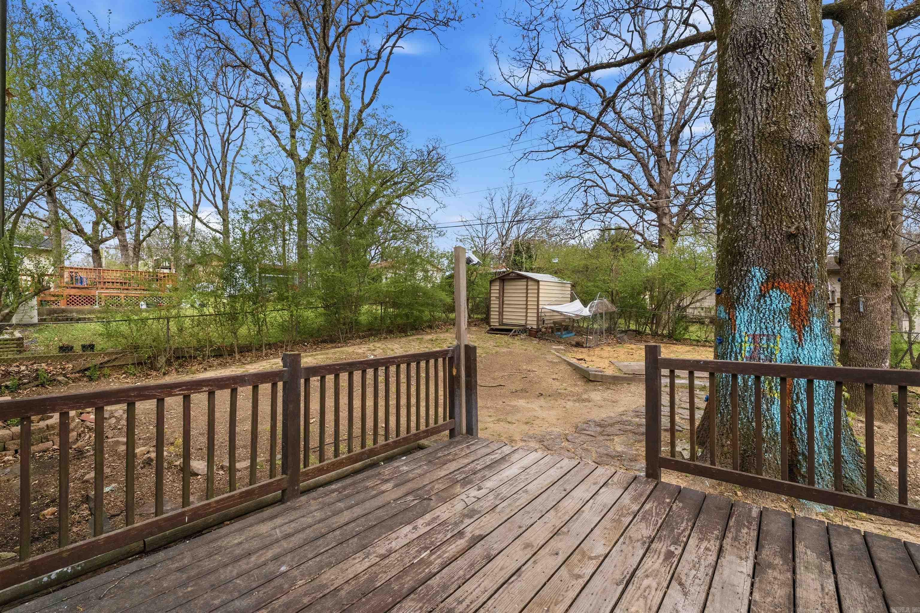 INDIAN HILLS - Residential