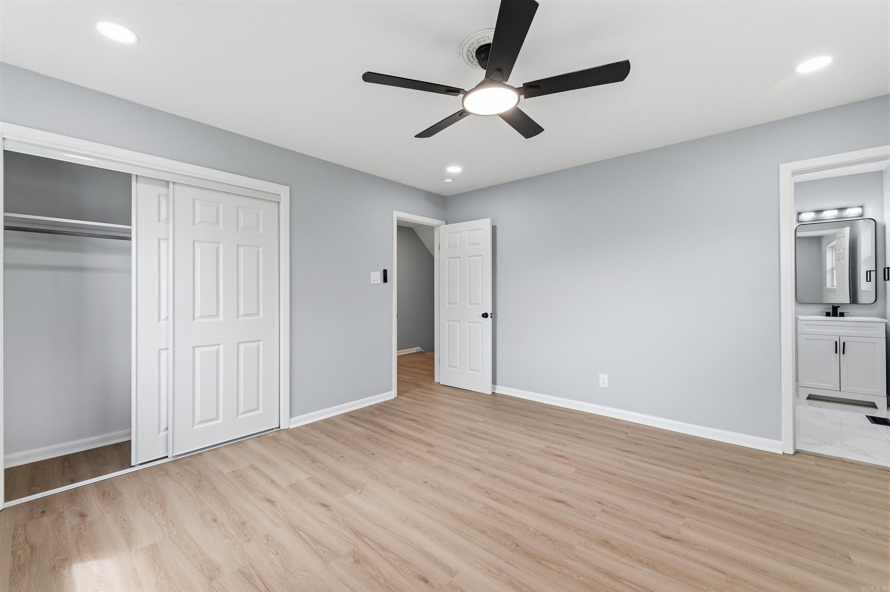 INDIAN HILLS - Residential