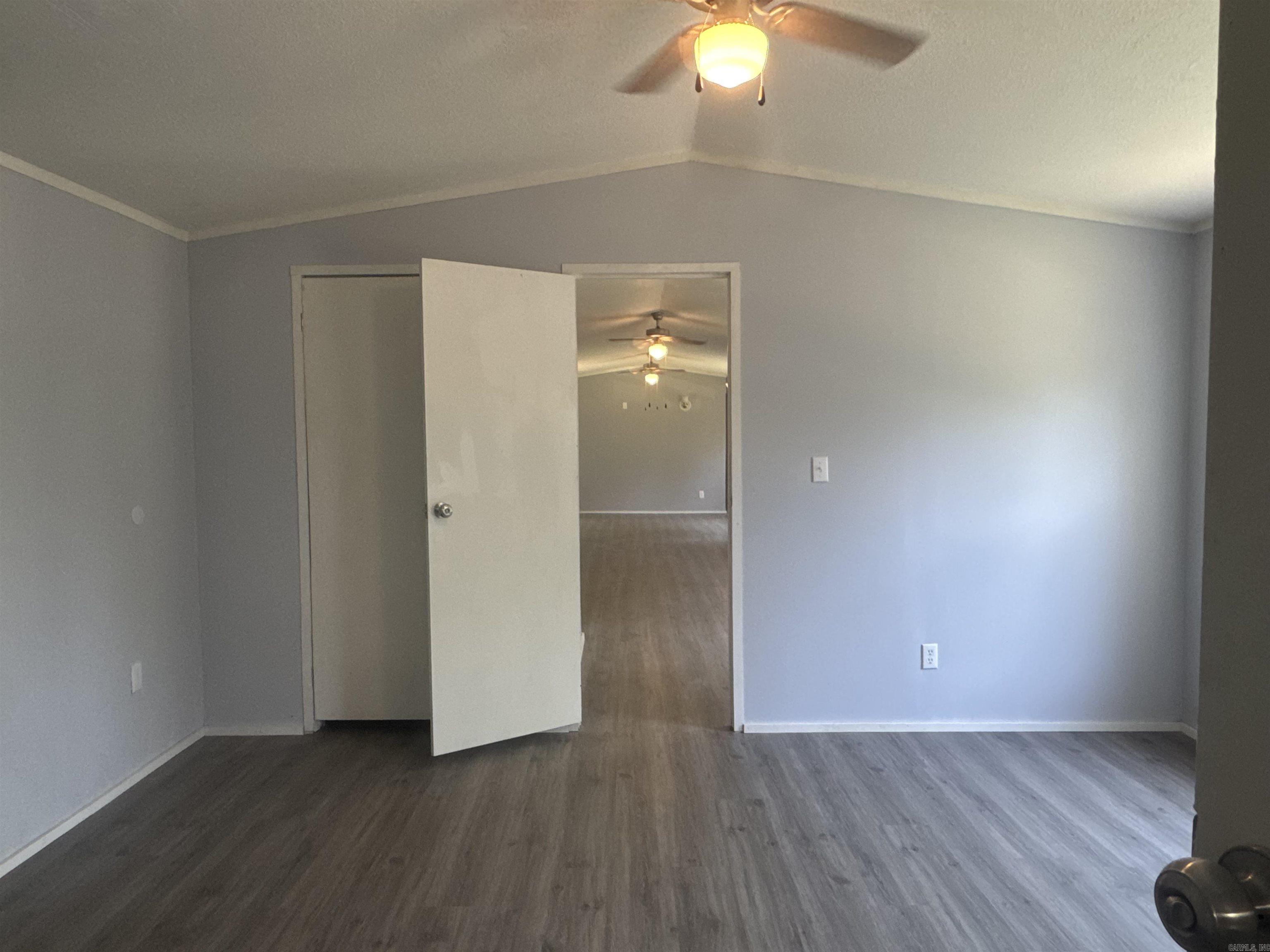 CLARKSVILLE REAL EST - Residential