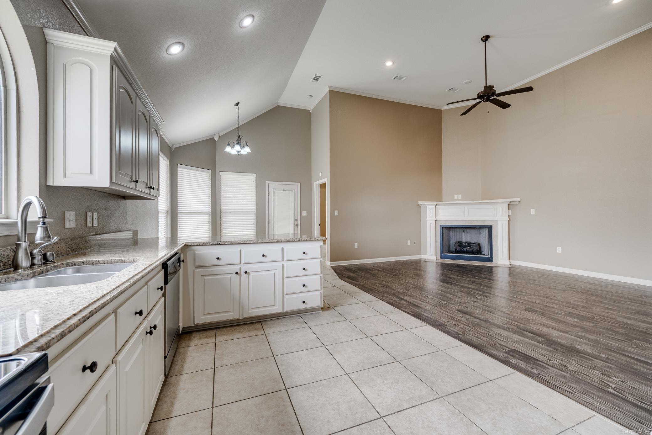 BASE MEADOWS ADDN - Residential