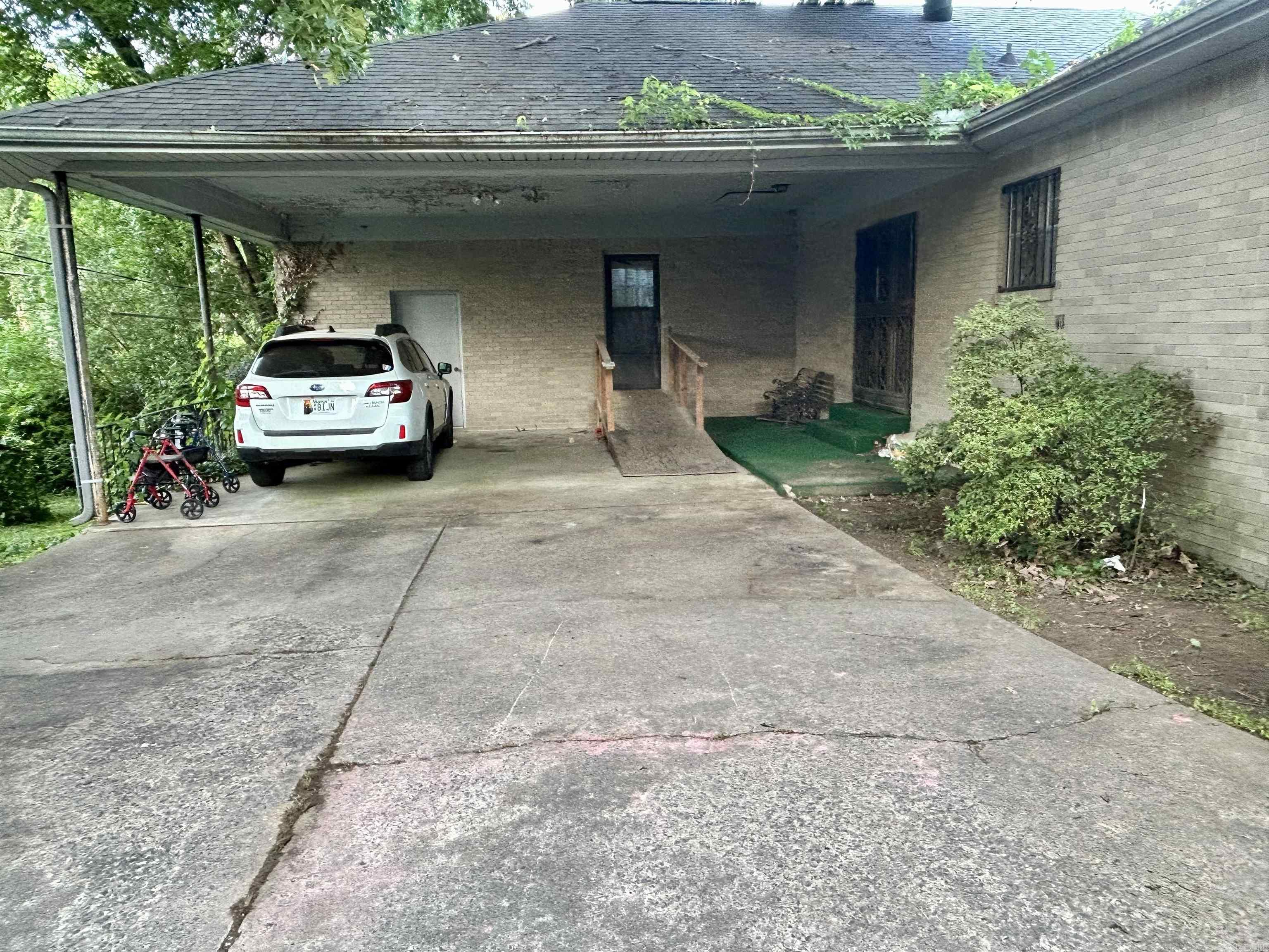 TREASURE HILL - Residential