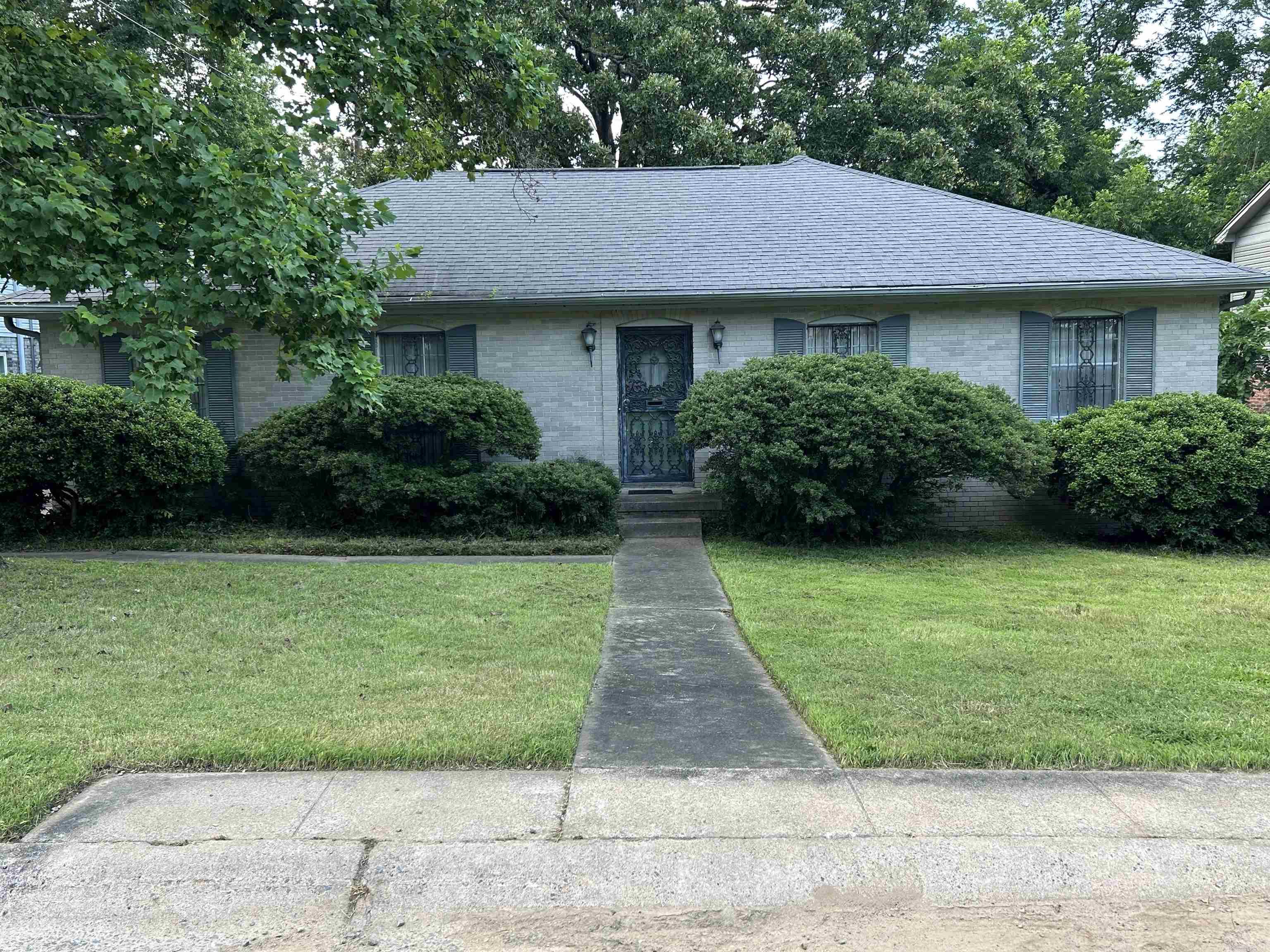 TREASURE HILL - Residential