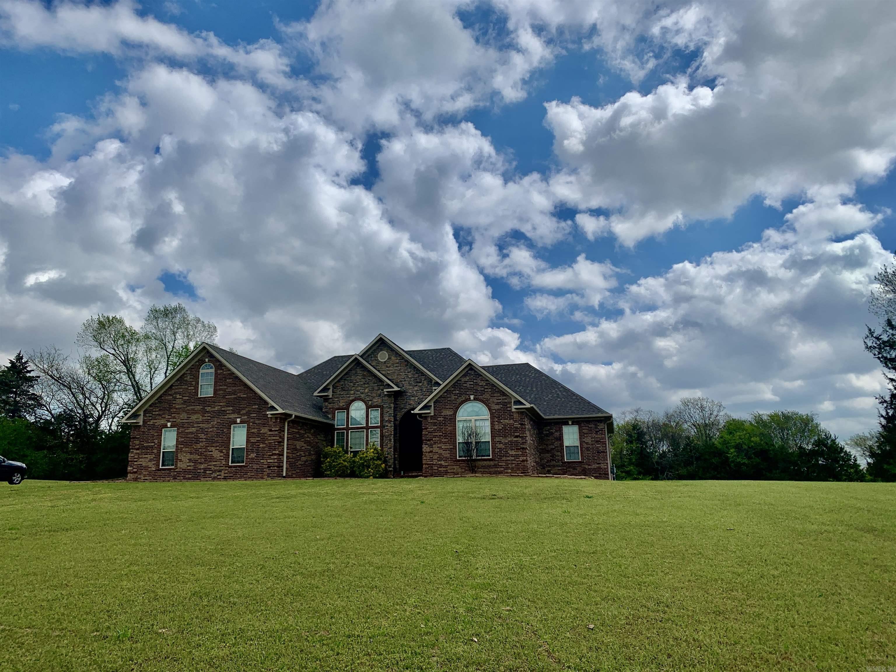WOODRIDGE - Residential