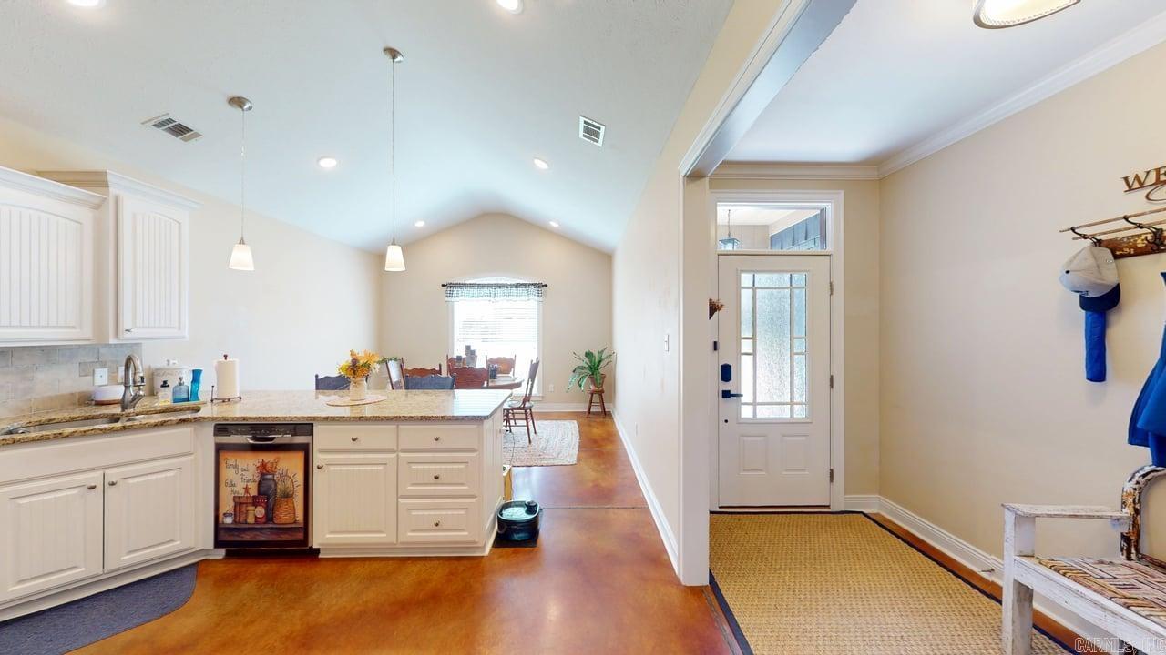 SALEM WOODS - Residential