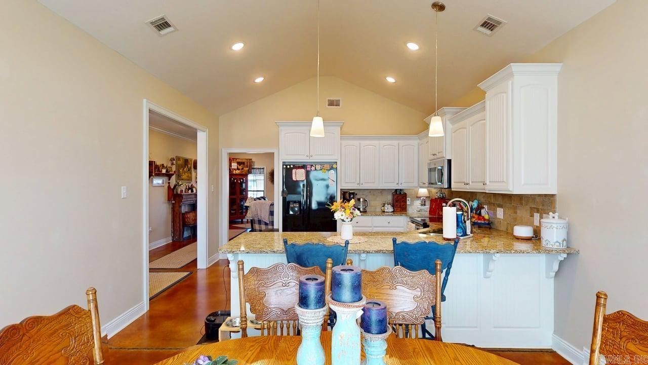 SALEM WOODS - Residential