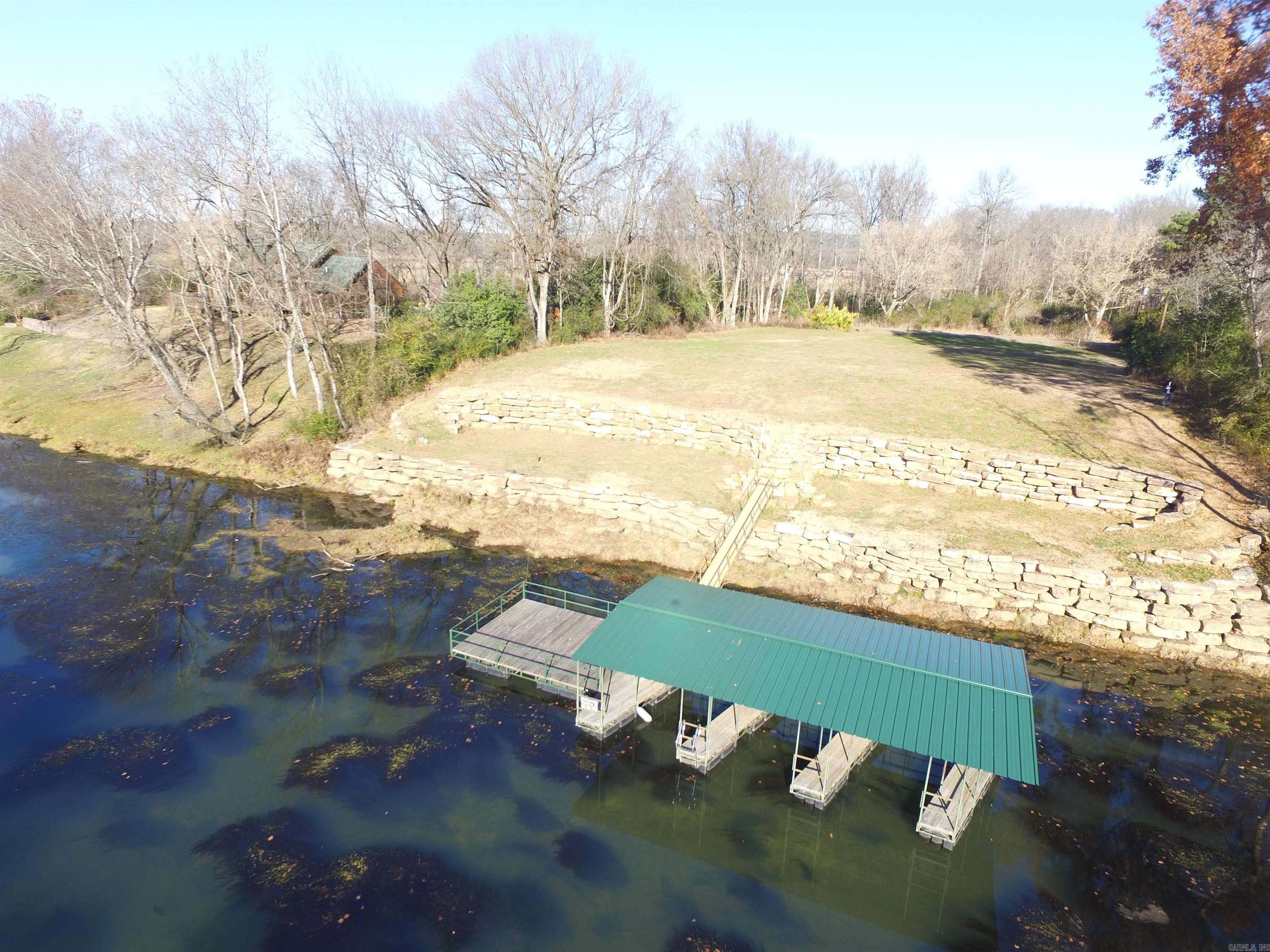 RIVER BEND - Land