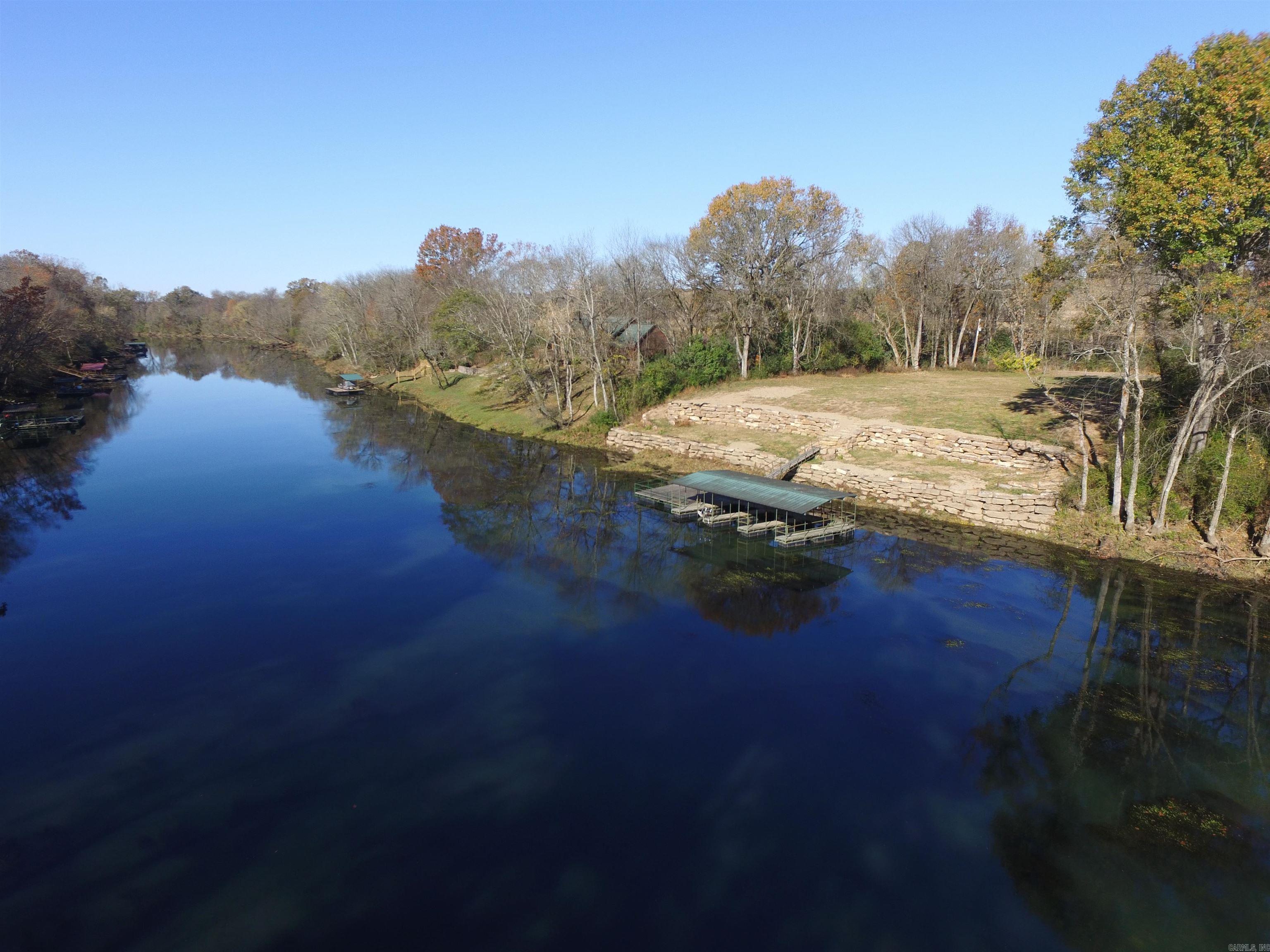 RIVER BEND - Land