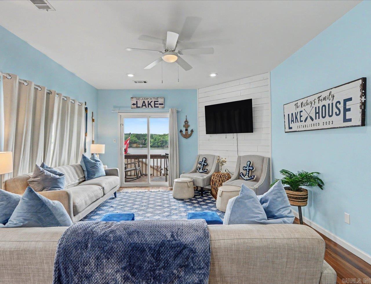 PIER HARBOR HPR - Residential