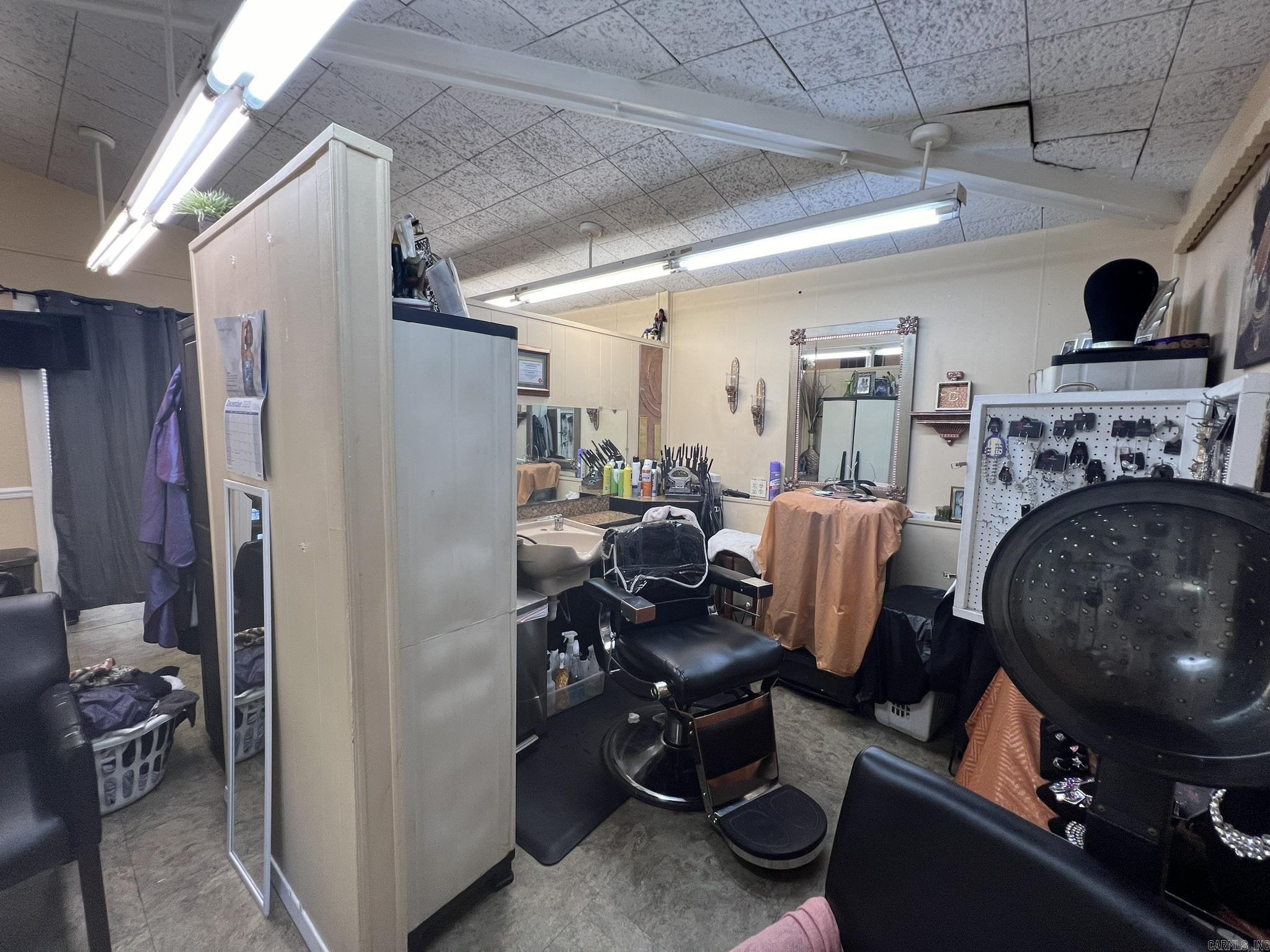 PARKVIEW ADDN - Commercial Sale