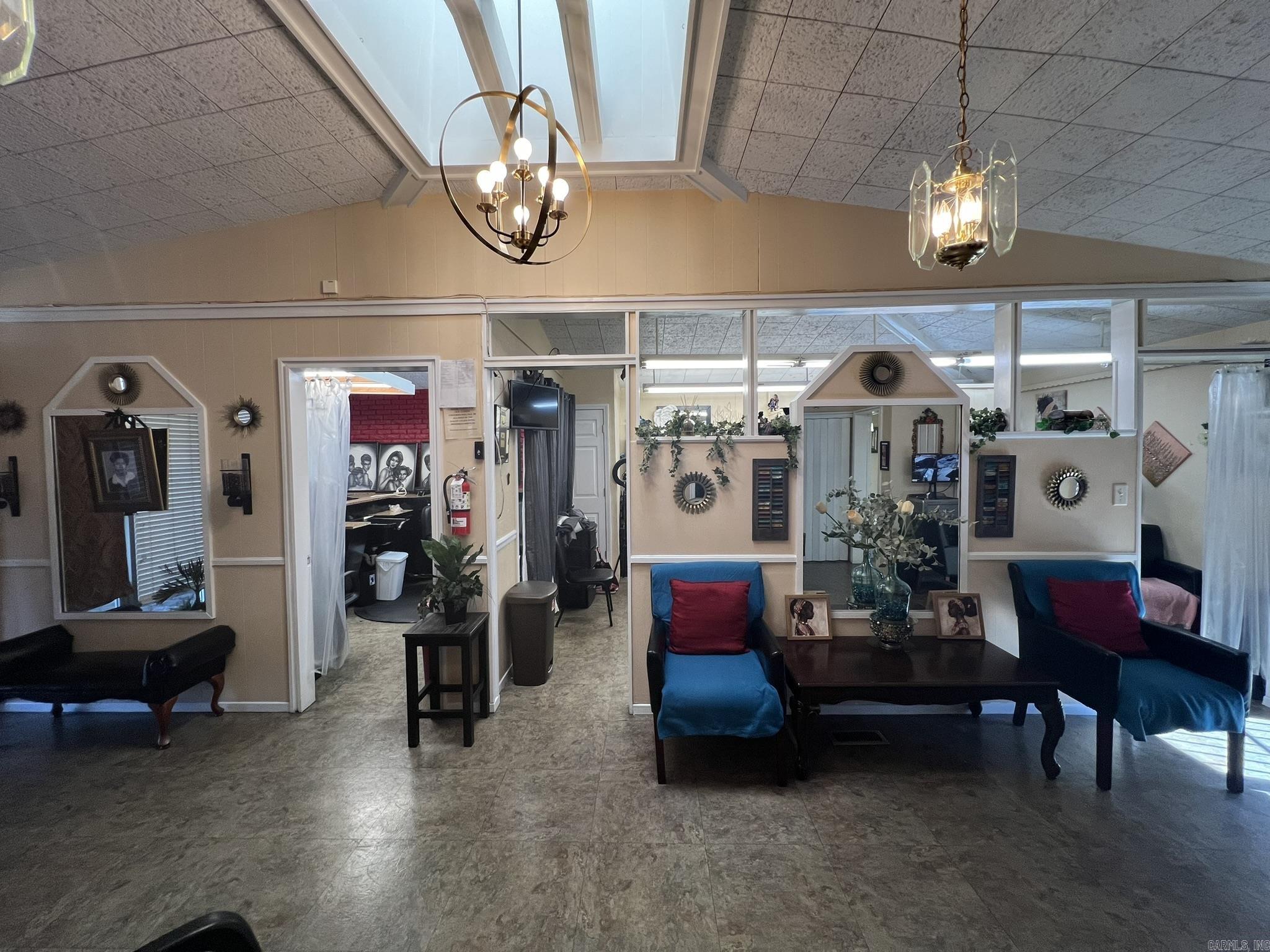 PARKVIEW ADDN - Commercial Sale