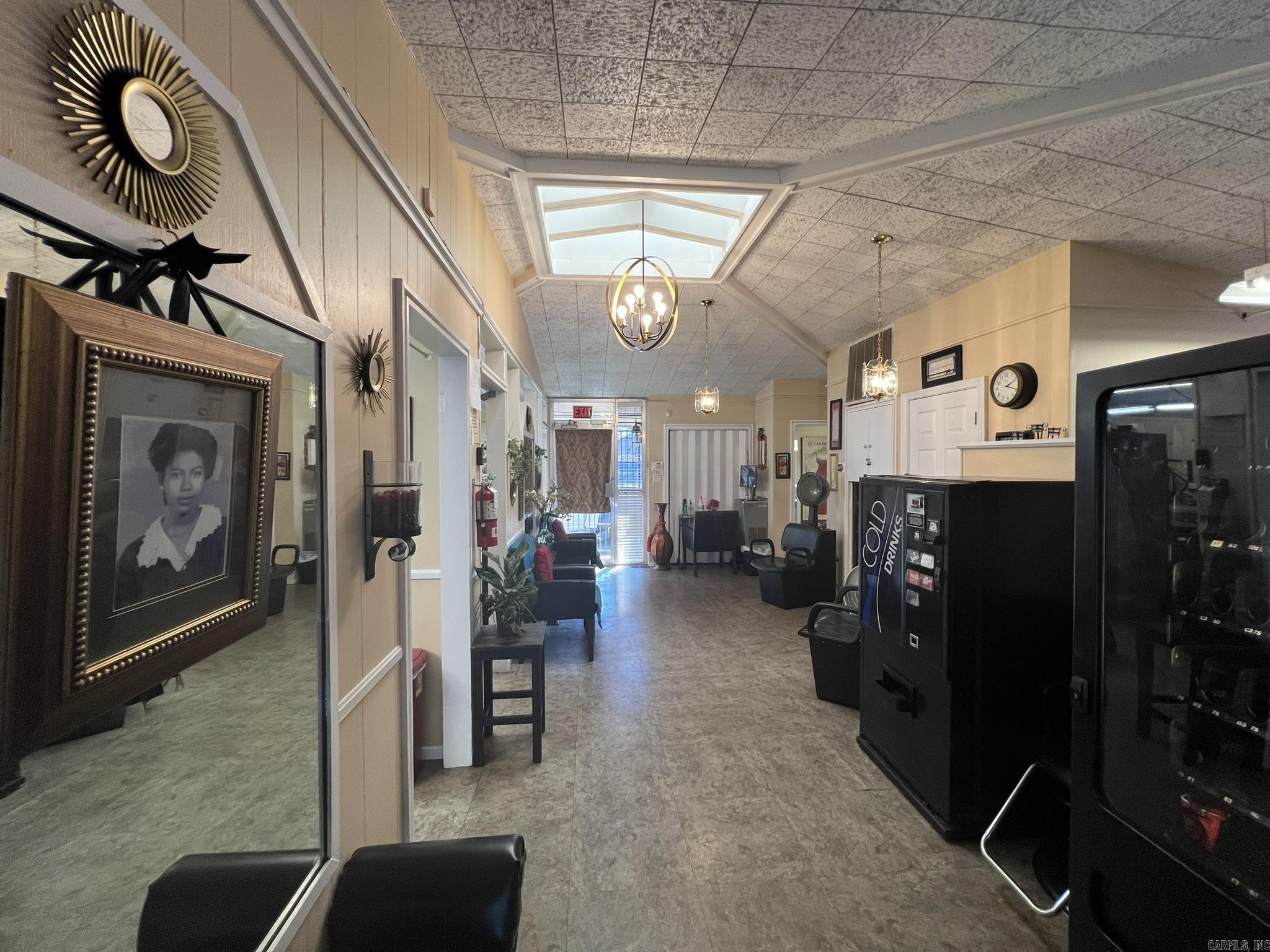 PARKVIEW ADDN - Commercial Sale