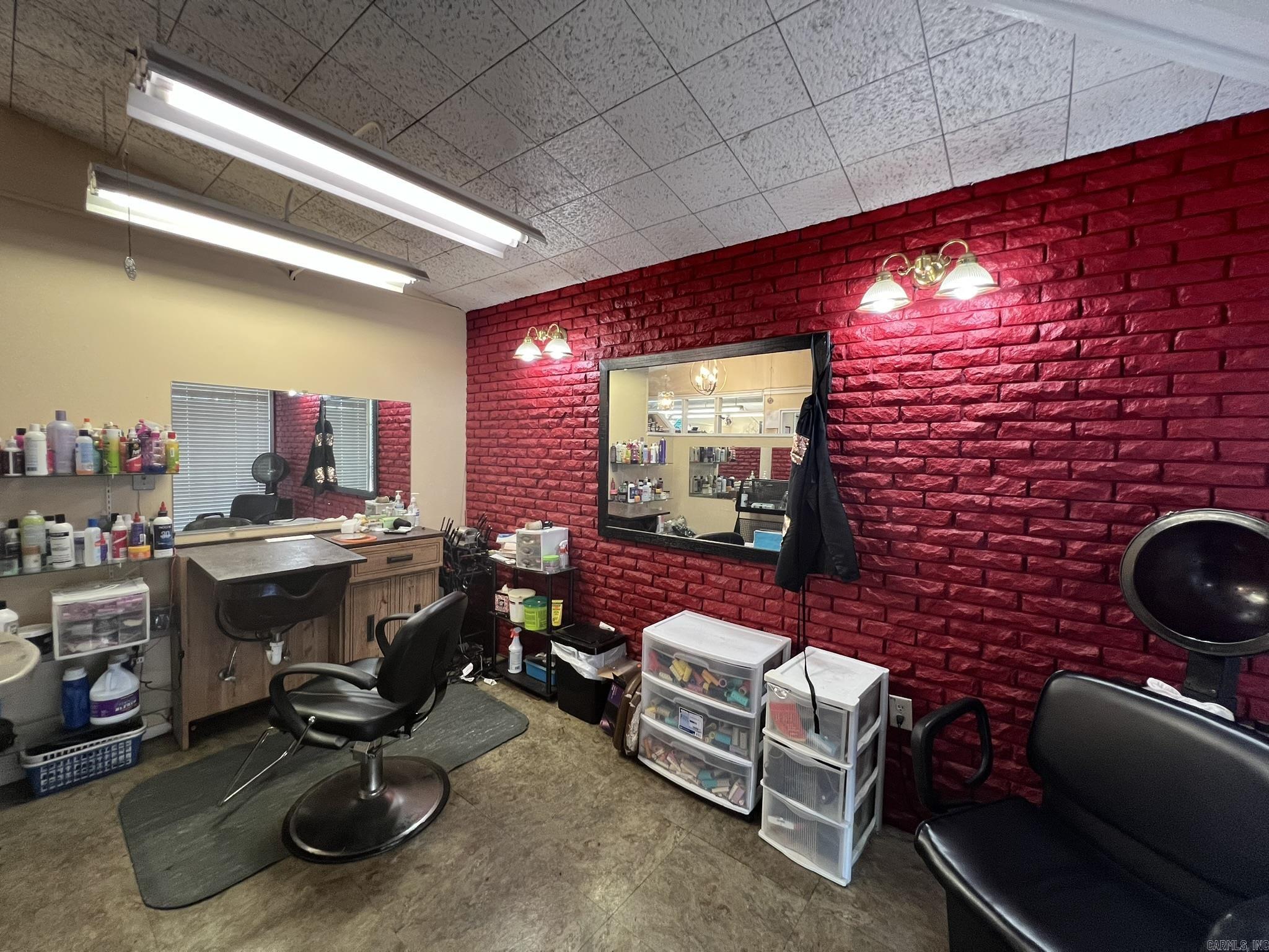 PARKVIEW ADDN - Commercial Sale