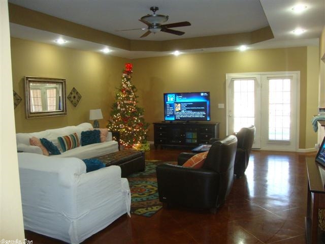 MEADOWRIDGE ESTATES - Residential