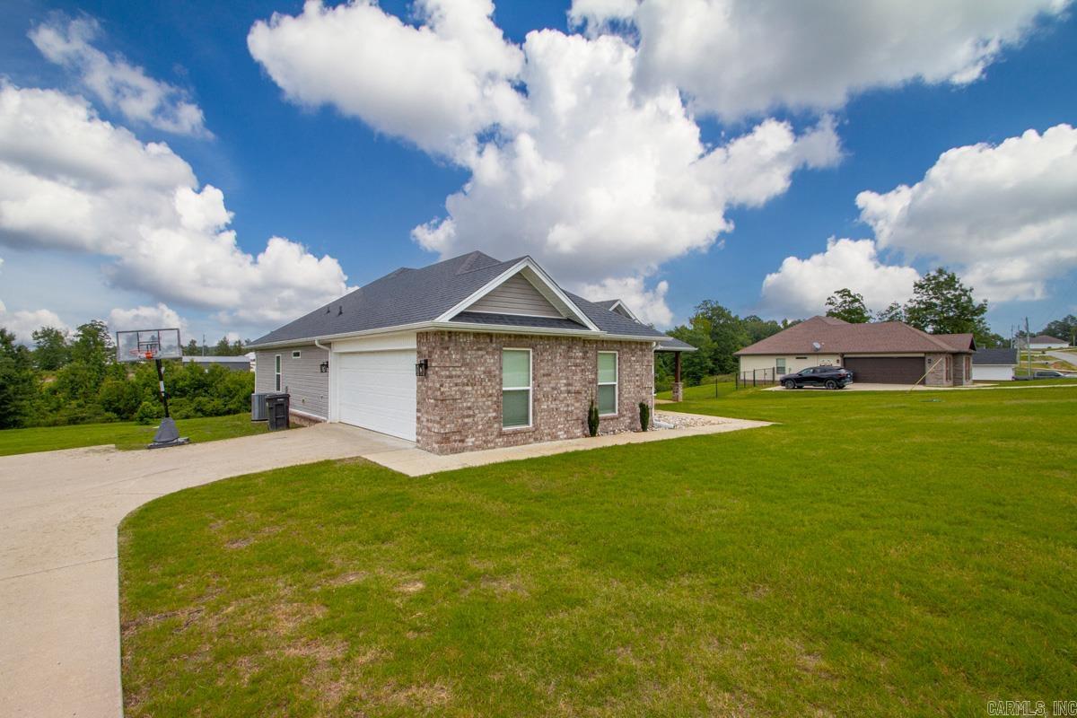 PLANTATION HILLS - Residential