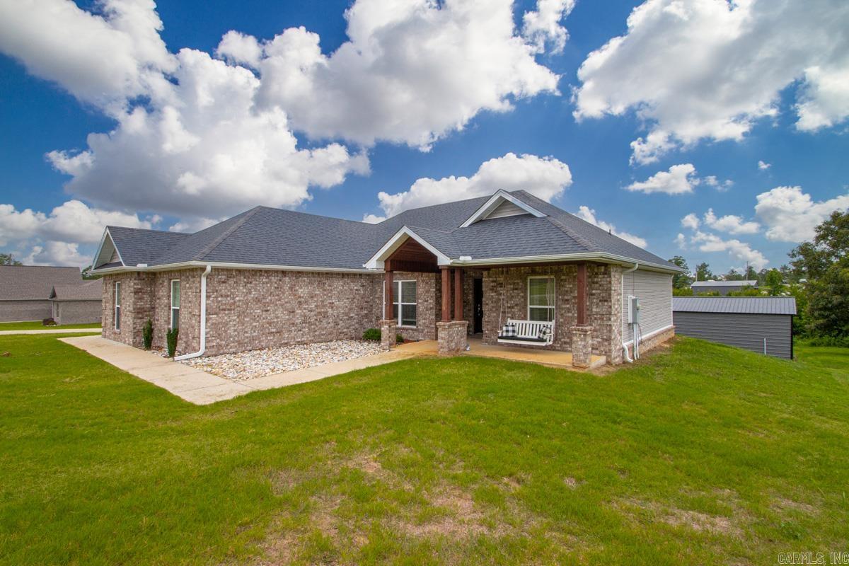 PLANTATION HILLS - Residential