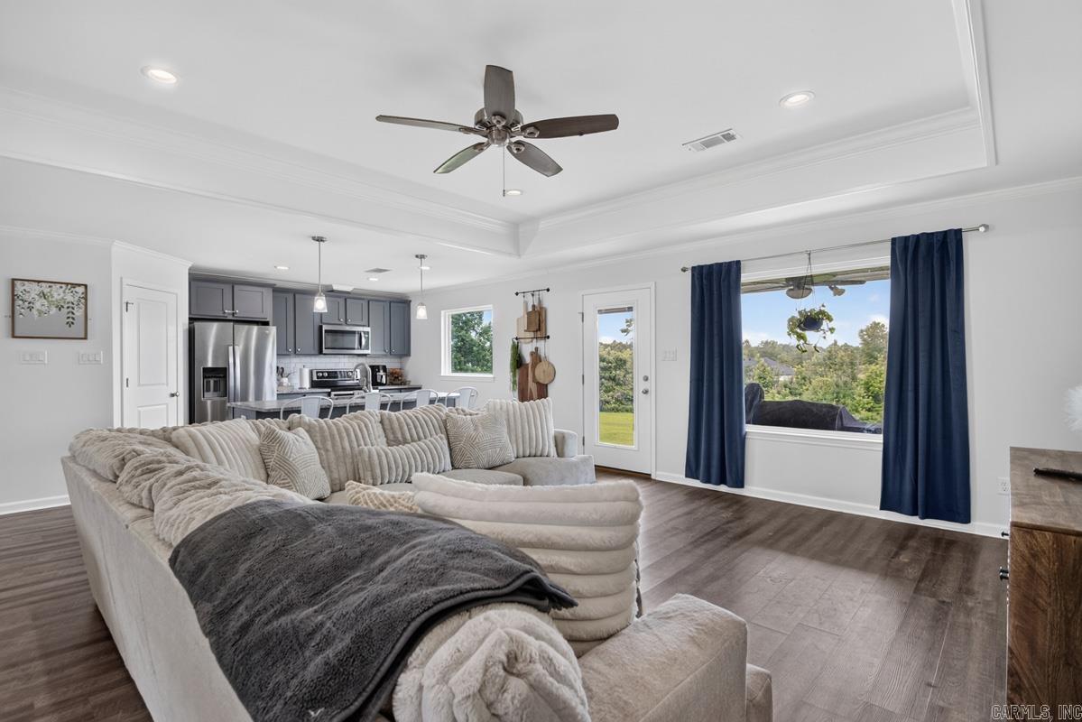 PLANTATION HILLS - Residential