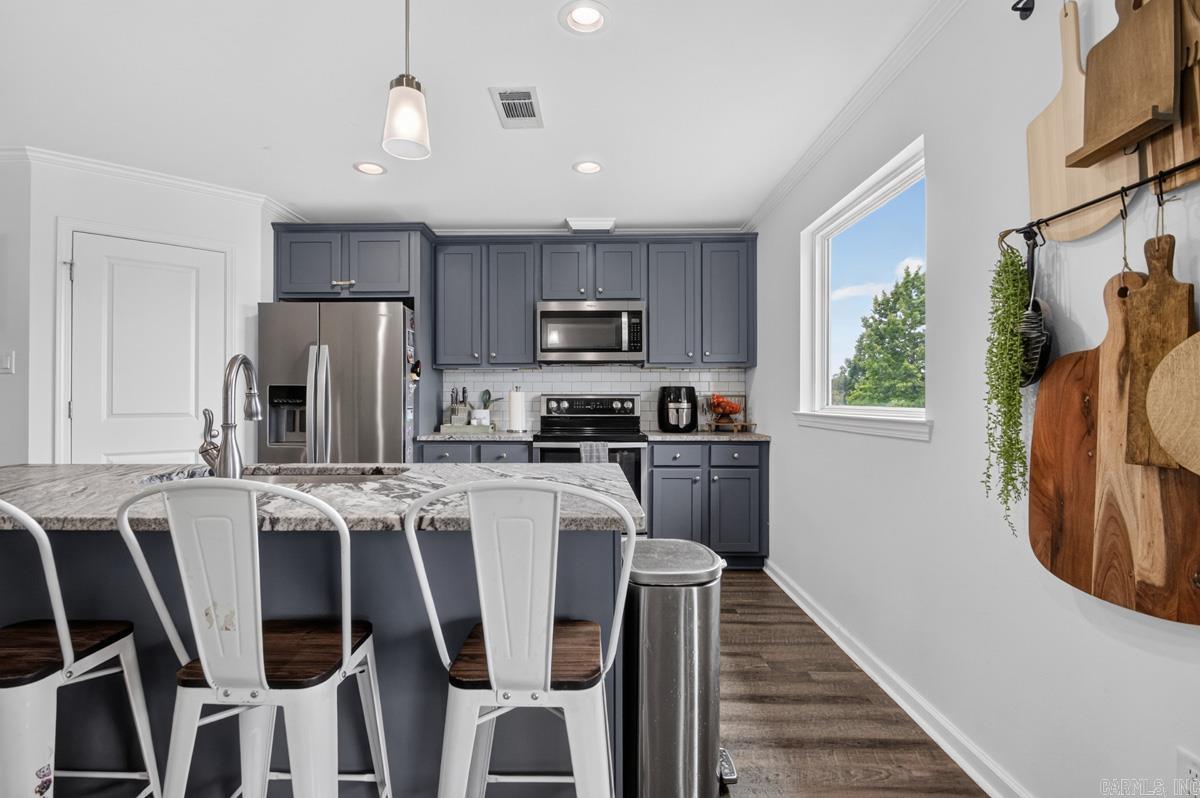 PLANTATION HILLS - Residential