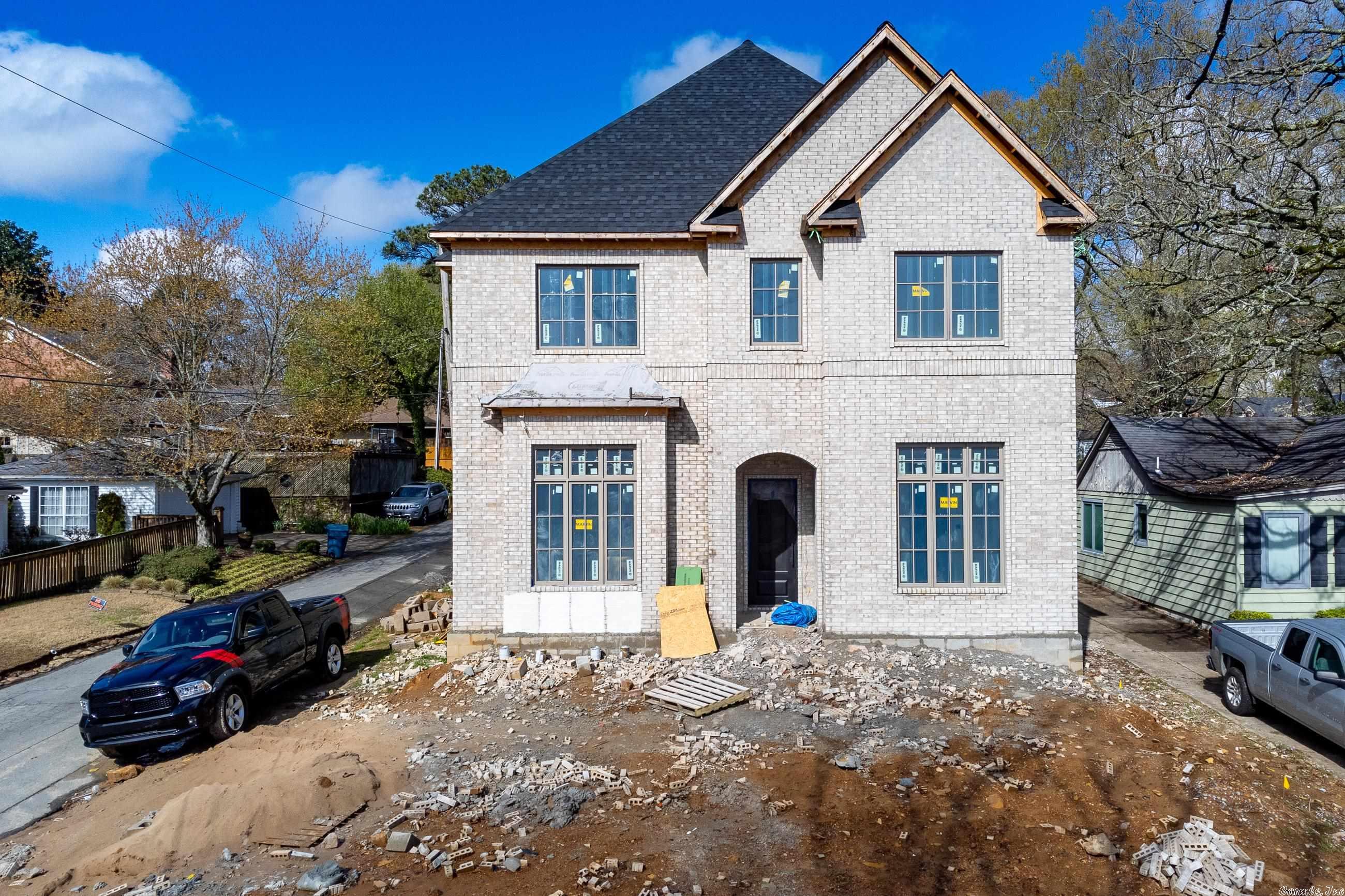 Spectacular New Construction in the Heart of the Heights. Beautiful design and quality craftsmanship. Fantastic open floor plan, Handsome exterior. The perfect setting for family living and entertaining. Main Level: Gorgeous open family living space w/ fireplace and bi-folding doors to patio terrace, Fabulous gourmet kitchen, Fm dining, Luxurious spa inspired primary suite on the main level. 12 ft ceilings, full guest suite. Upper level: 3 bdrm's, 3.5 baths w/ large game/media room. 3 car side load gar.