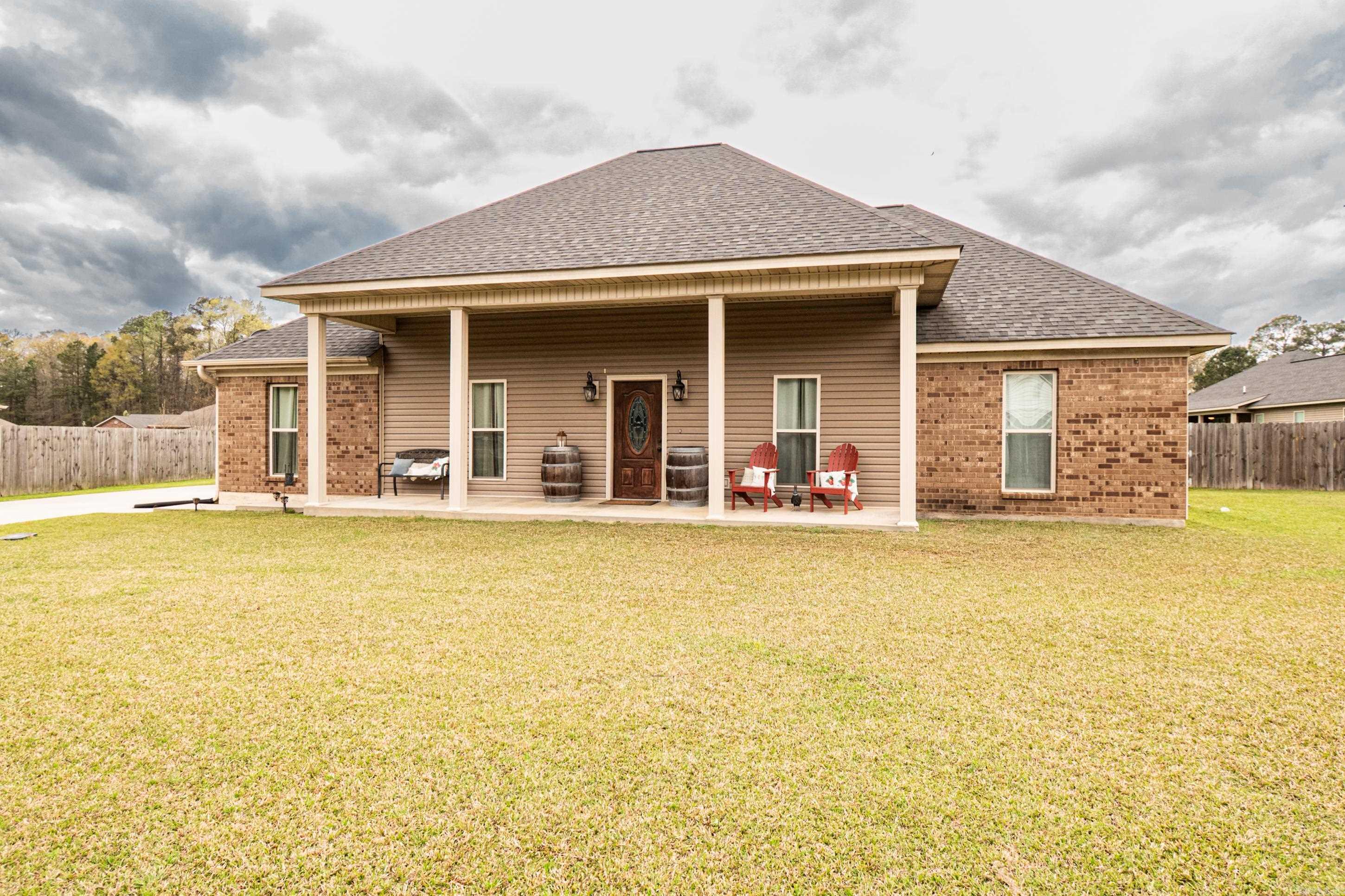 MONTICELLO - Residential