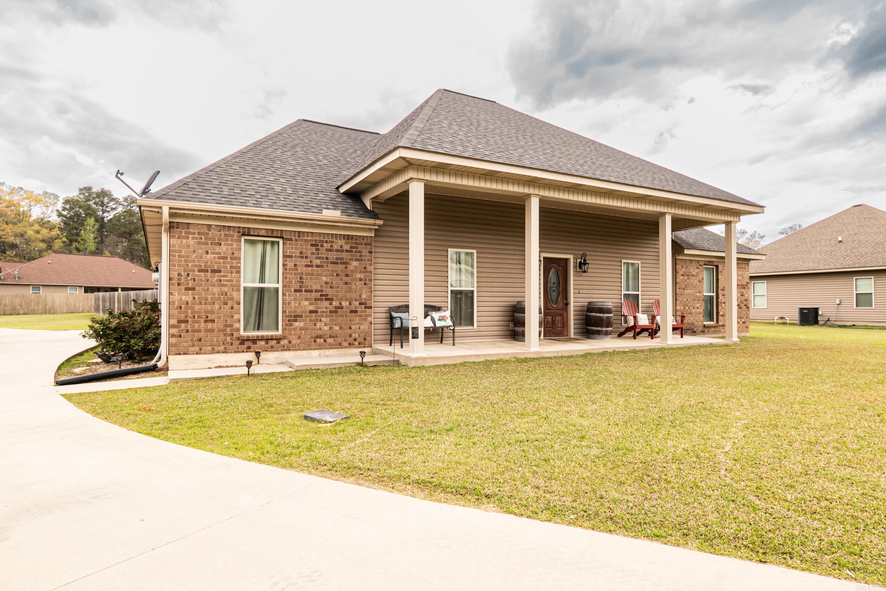 MONTICELLO - Residential