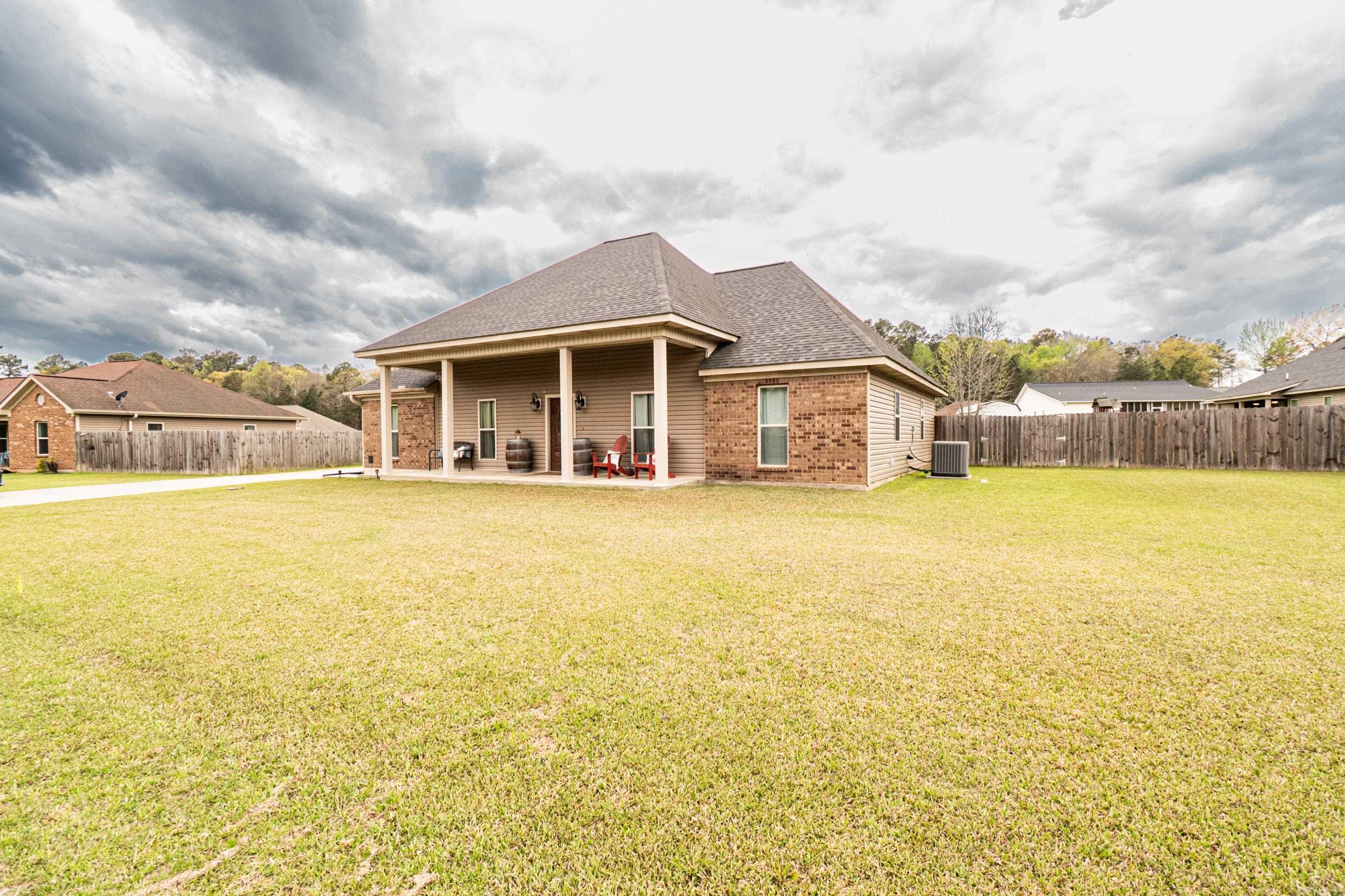 MONTICELLO - Residential