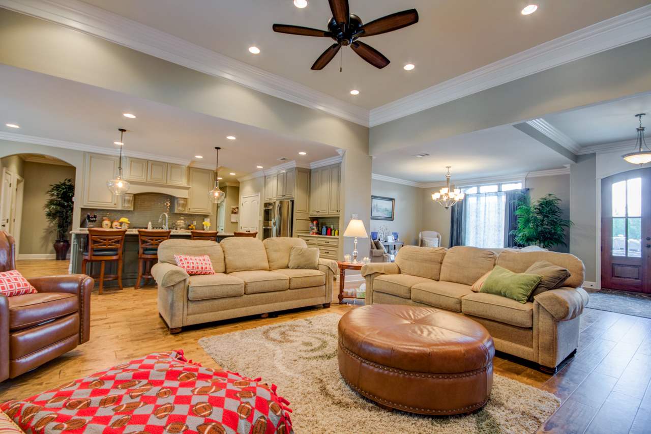 MAUMELLE VALLEY ESTATES - Residential
