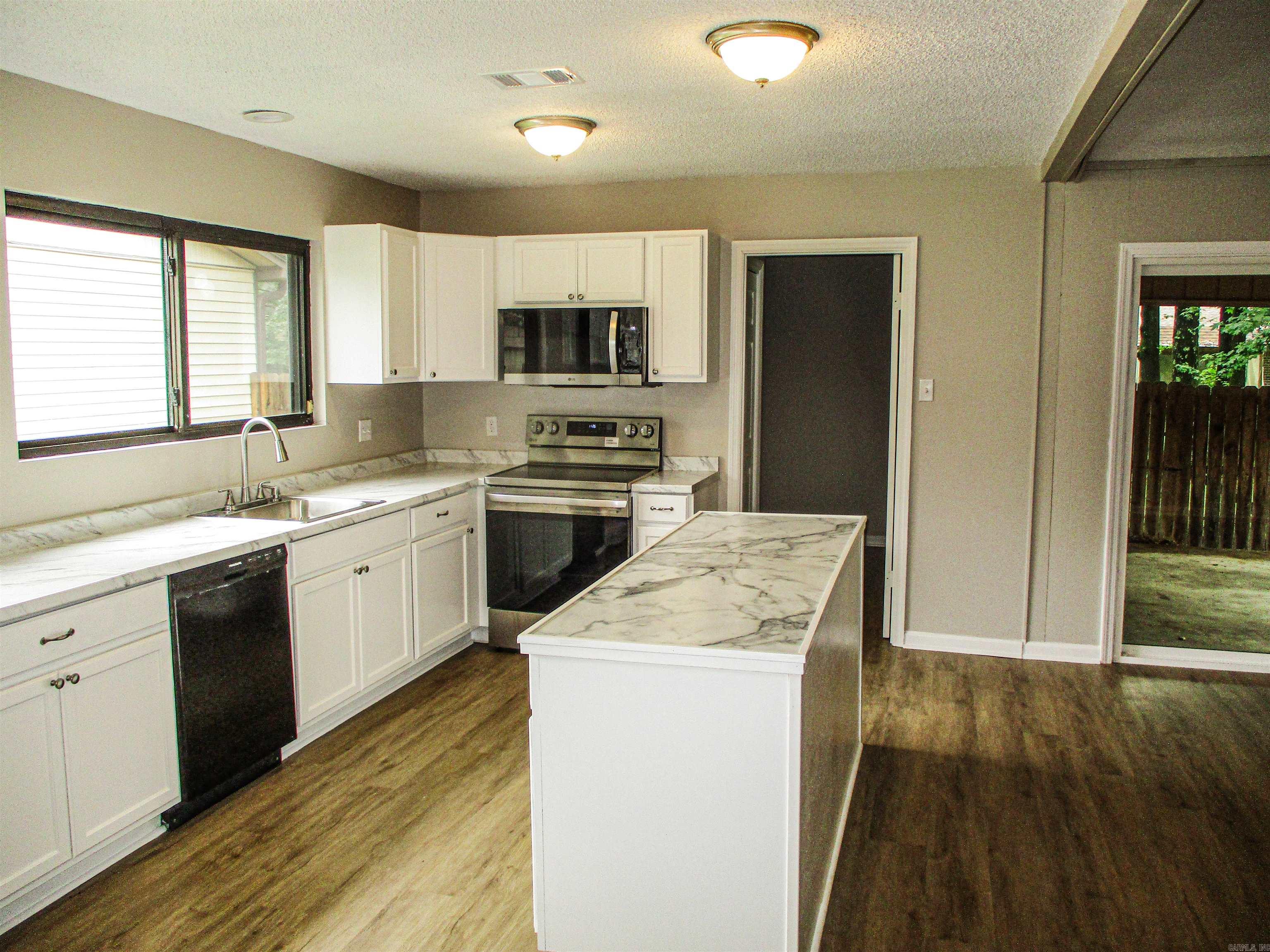 YORKWOOD - Residential