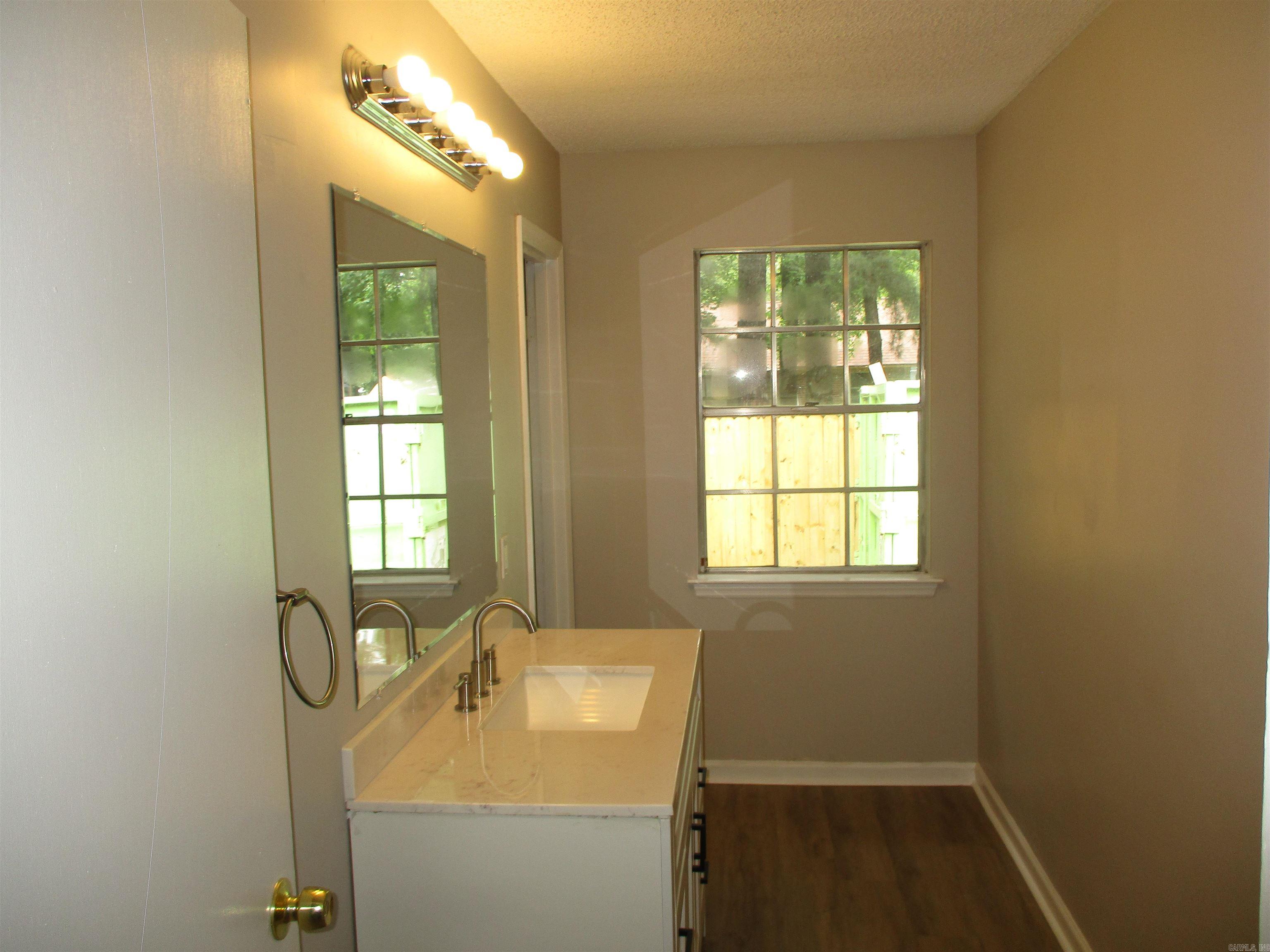 YORKWOOD - Residential