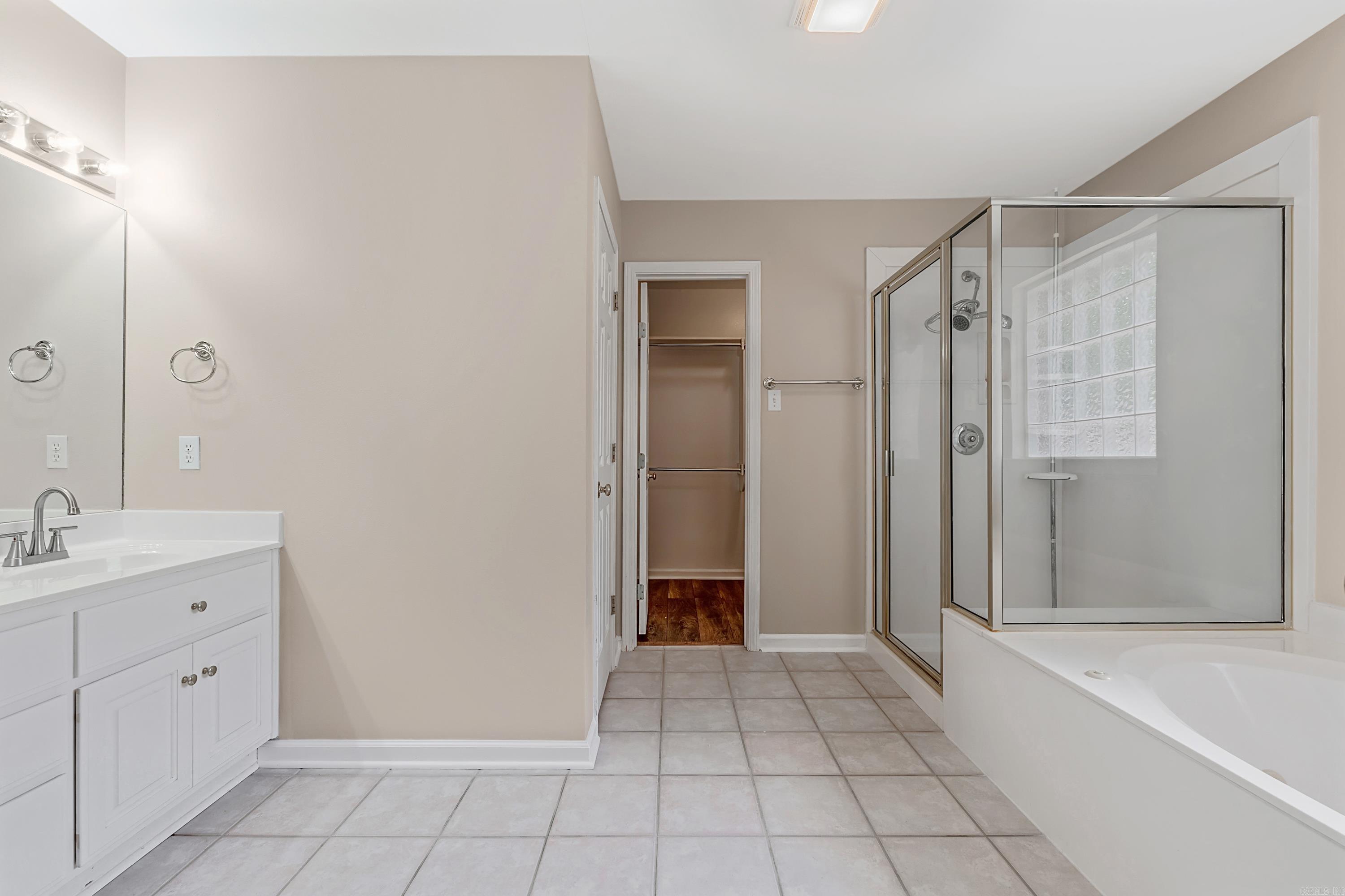 EDGEWATER ADDN - Residential