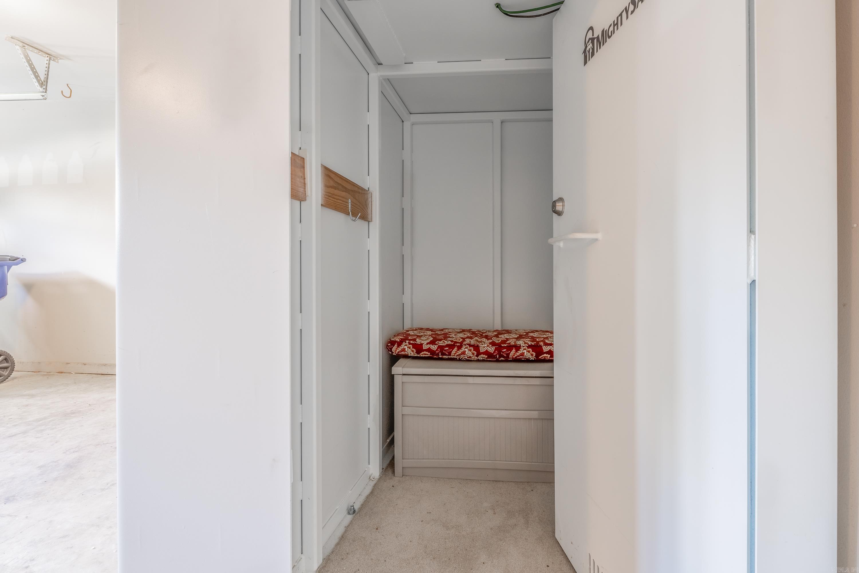 EDGEWATER ADDN - Residential