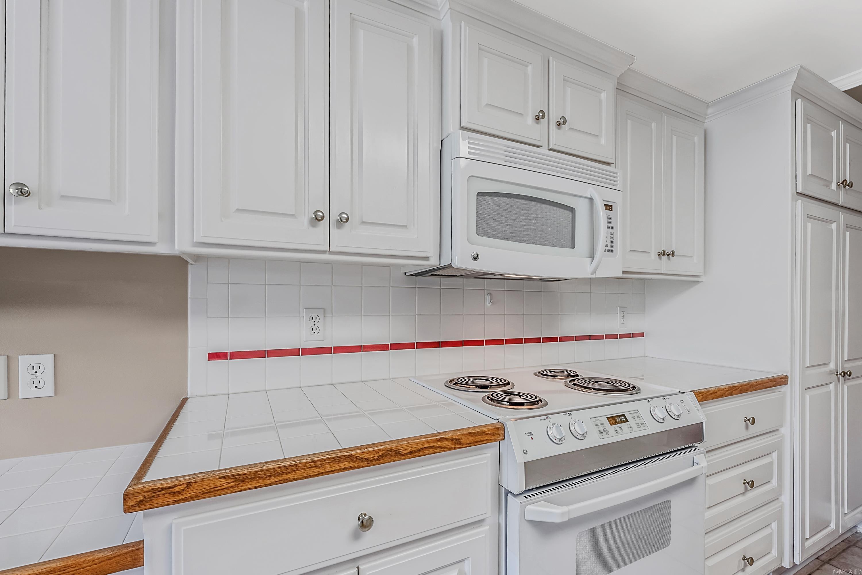 EDGEWATER ADDN - Residential