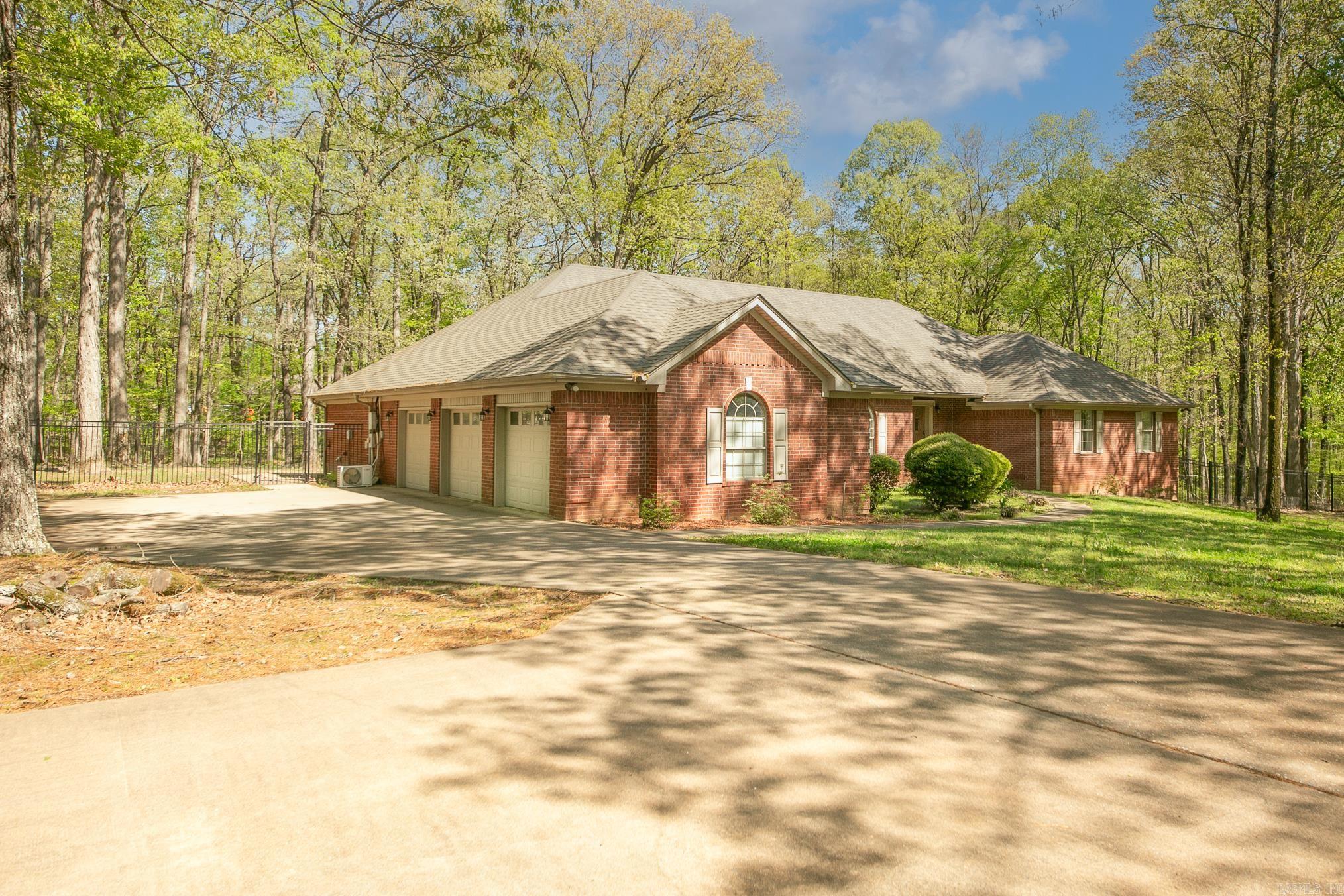 WINDSONG ESTATES - Residential