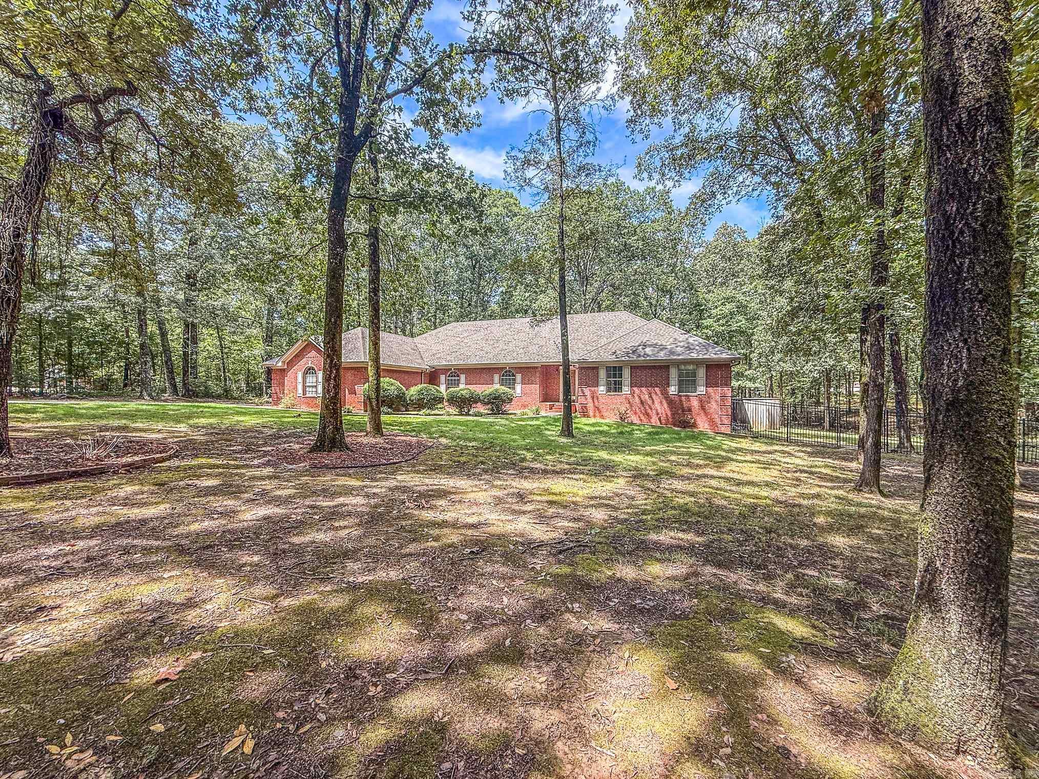 WINDSONG ESTATES - Residential