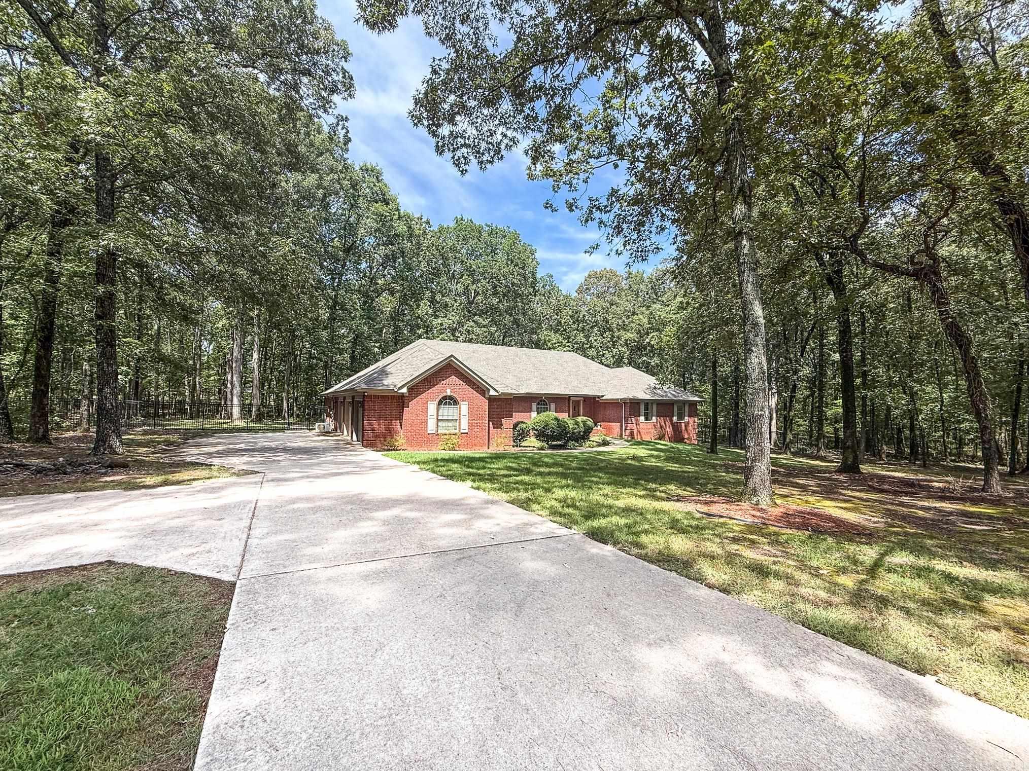 WINDSONG ESTATES - Residential