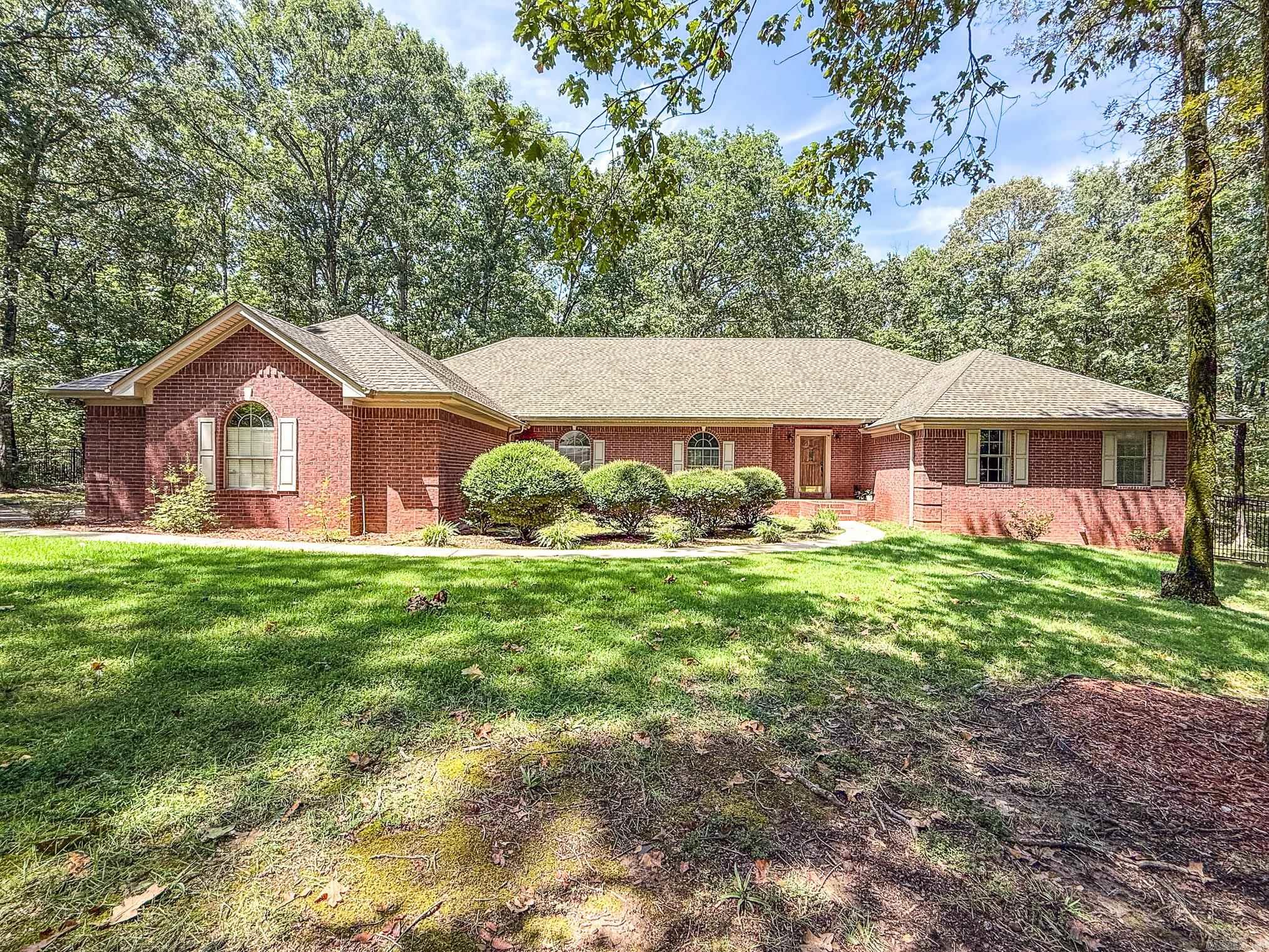 WINDSONG ESTATES - Residential