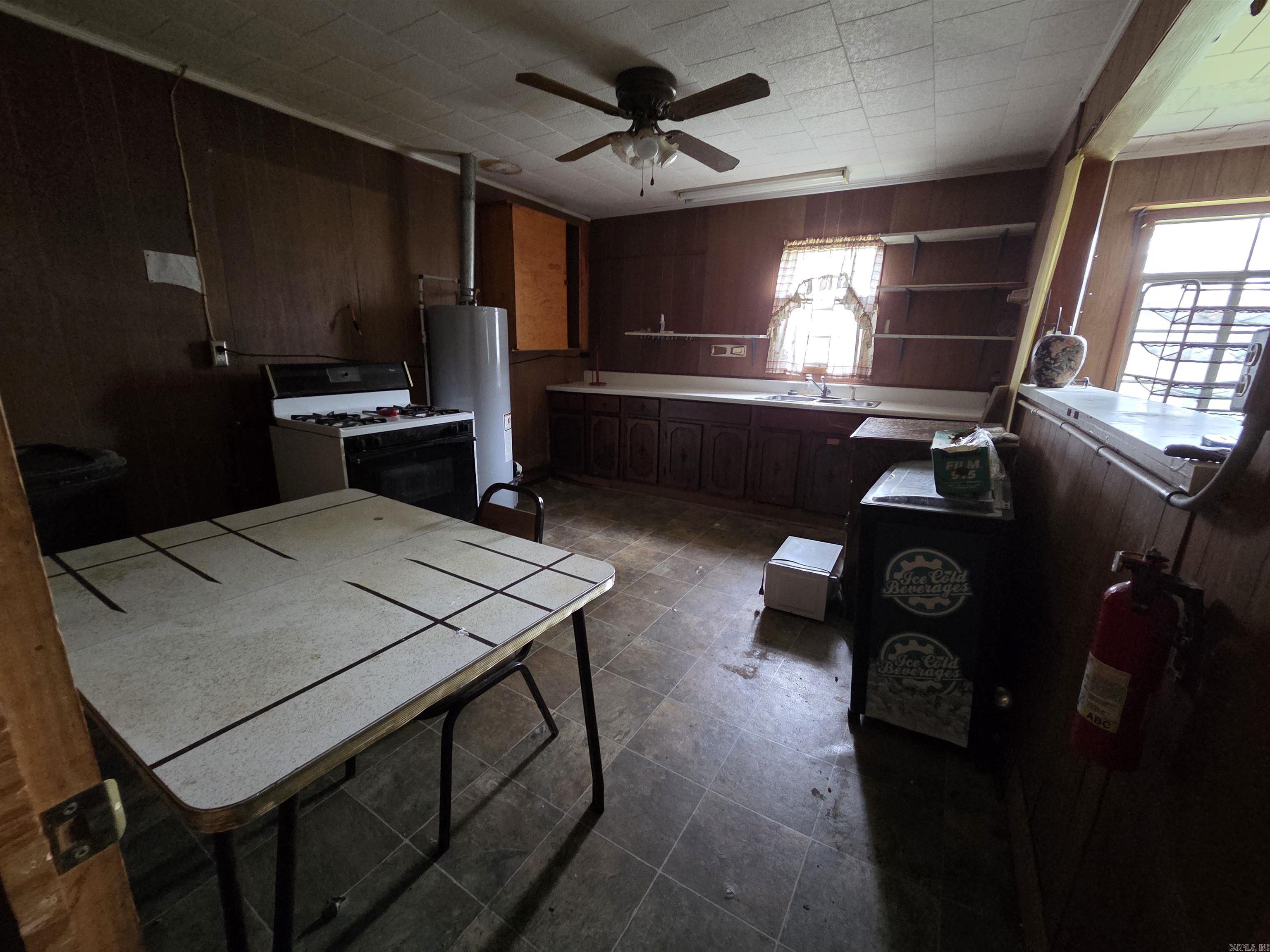 Crescent Hill - Commercial Sale