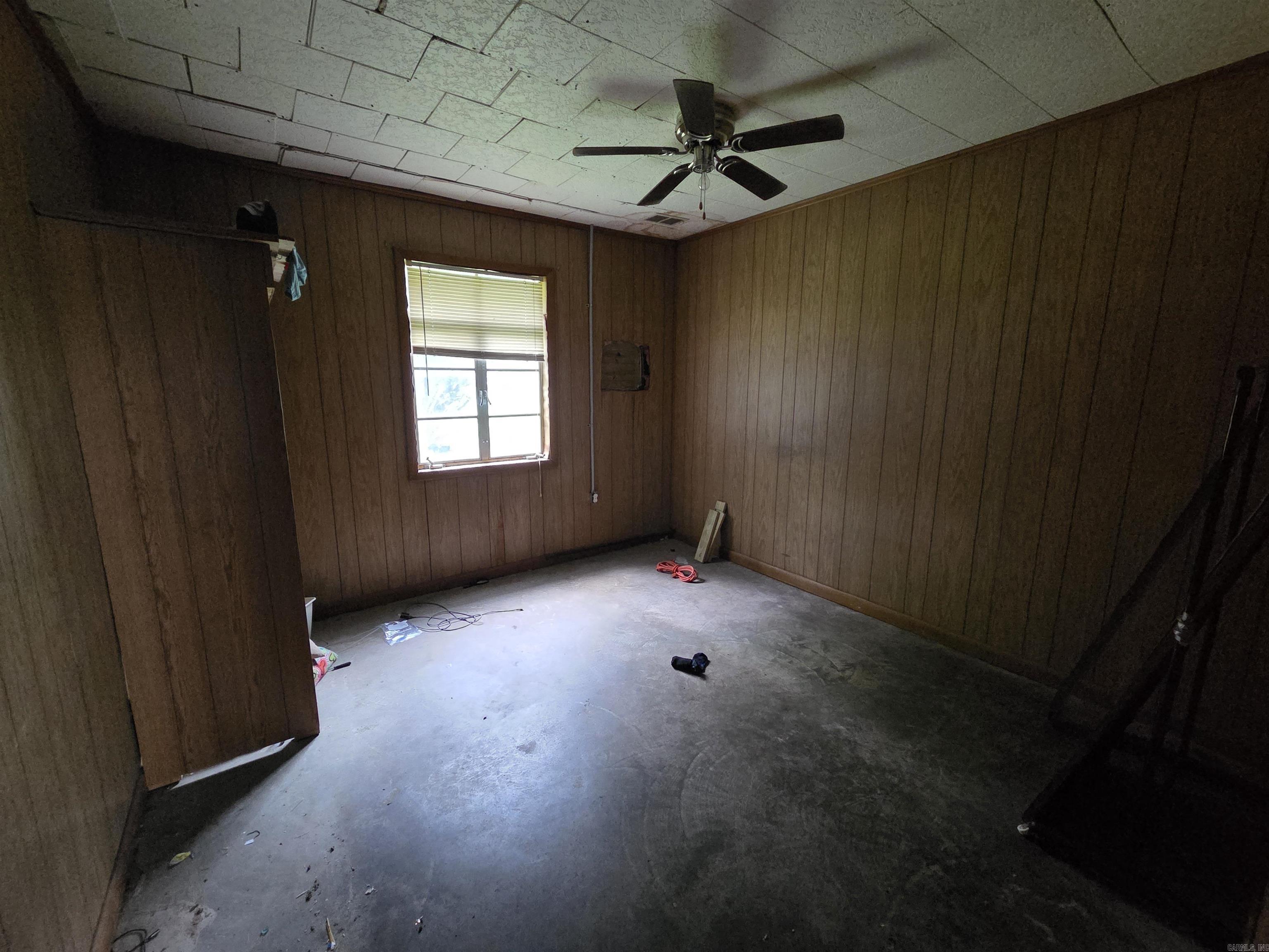 Crescent Hill - Commercial Sale
