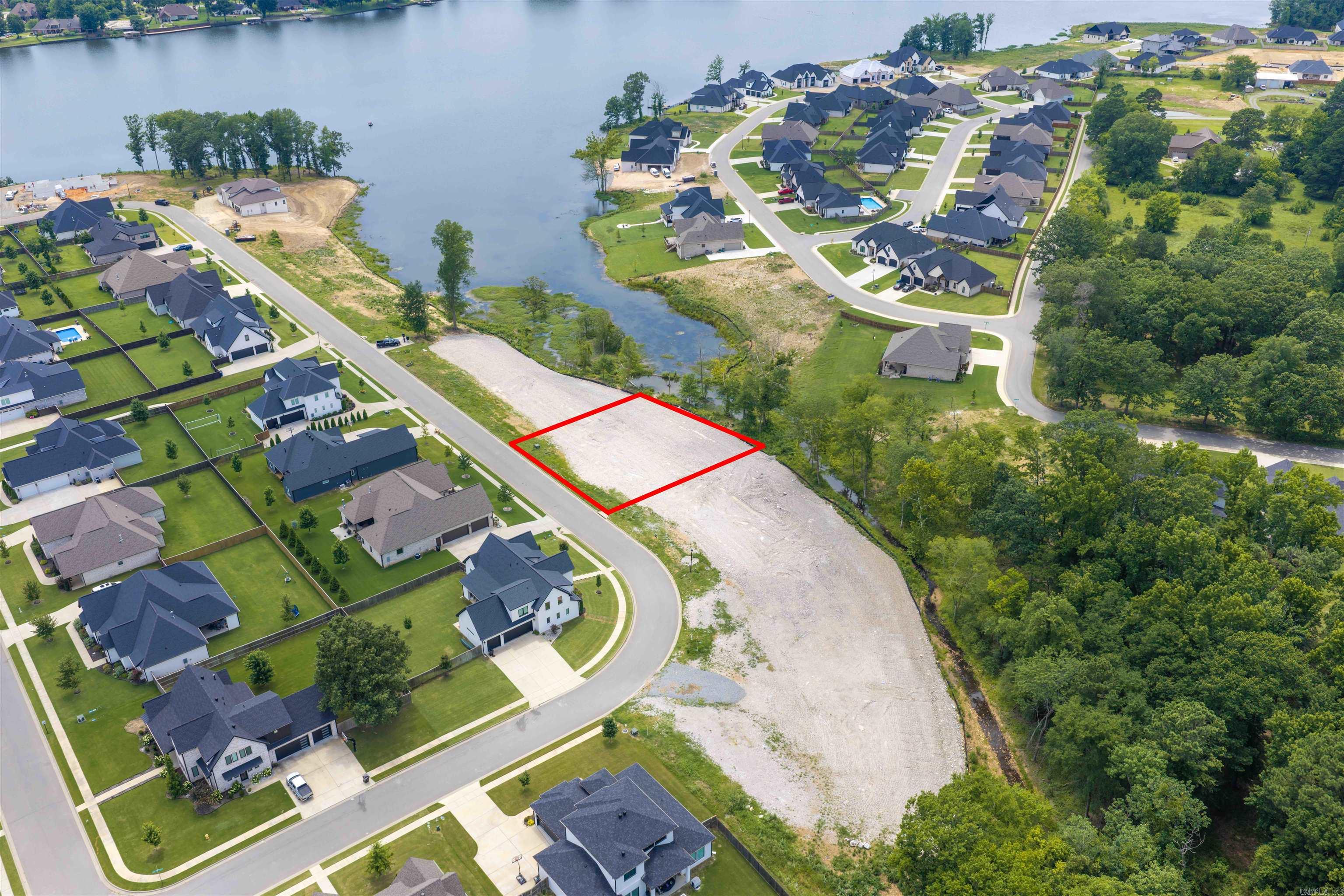 THE POINTE HURRICANE ESTATES - Land