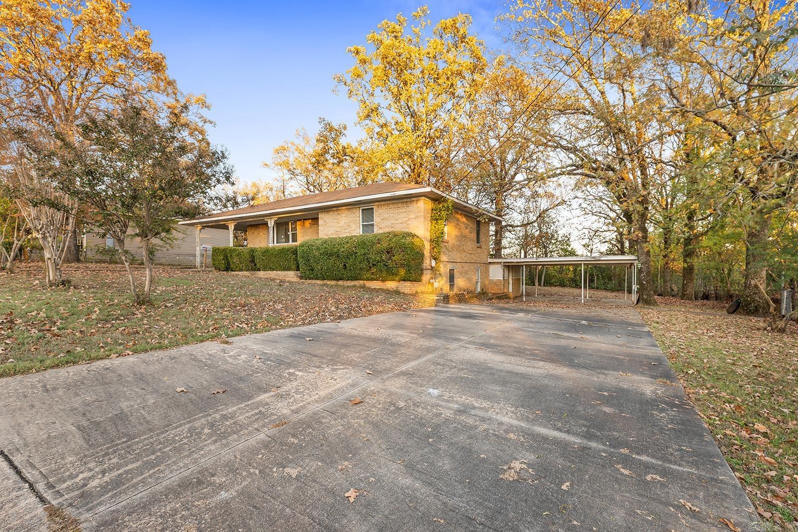 SPRING HILL ADDN - Residential
