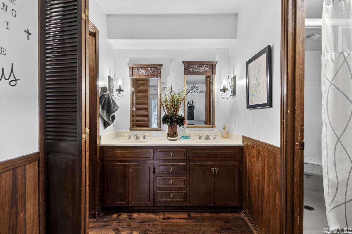 OVERBROOK - Residential