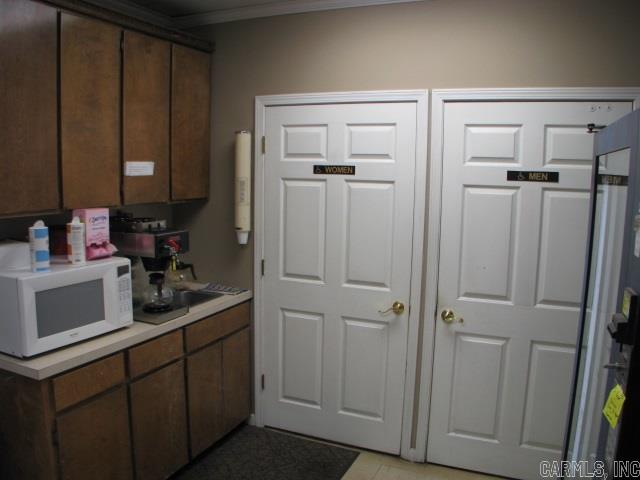Cabot City Area - Commercial Sale