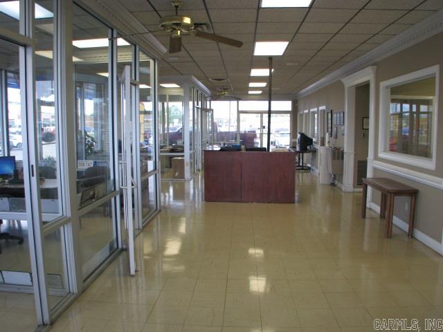 Cabot City Area - Commercial Sale