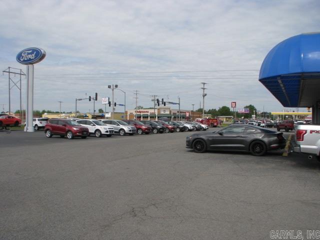 Cabot City Area - Commercial Sale